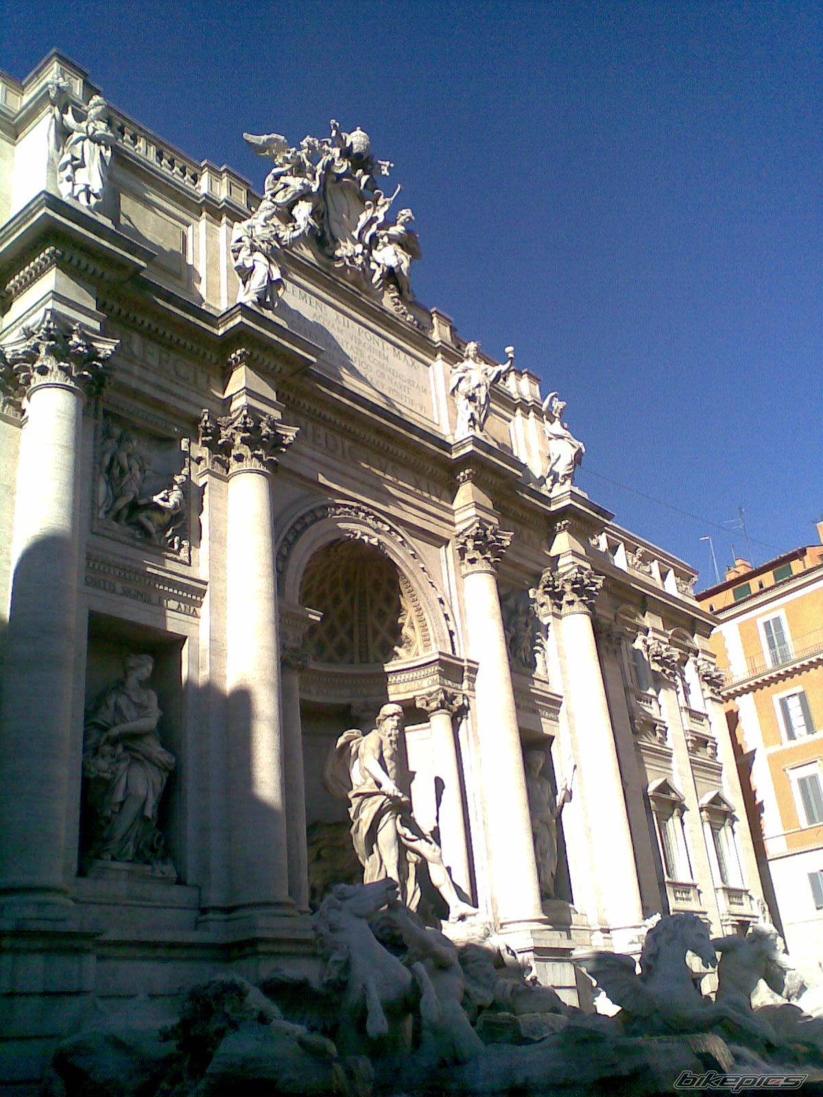Photo 1541236