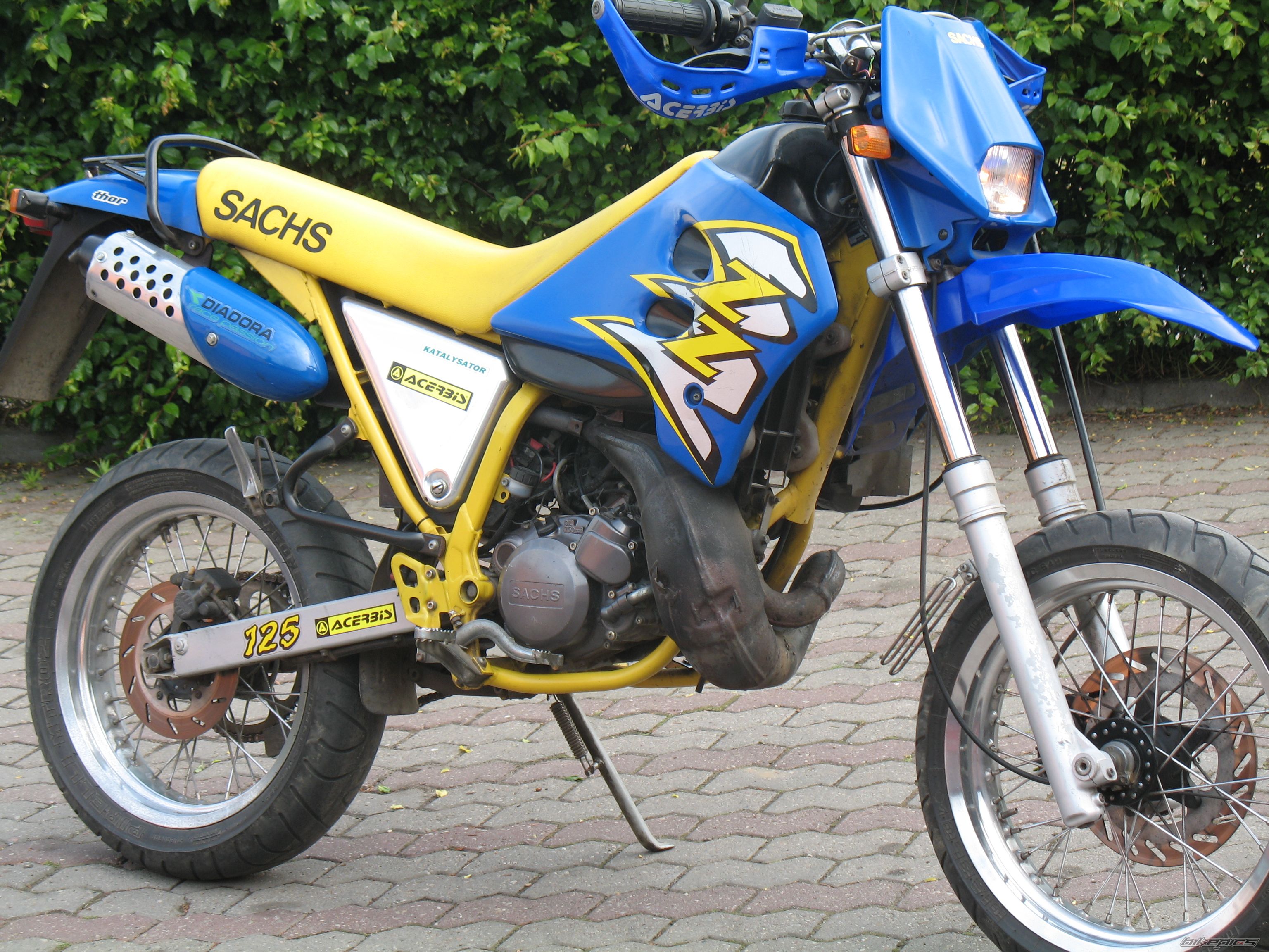 Bike Photo 1541460
