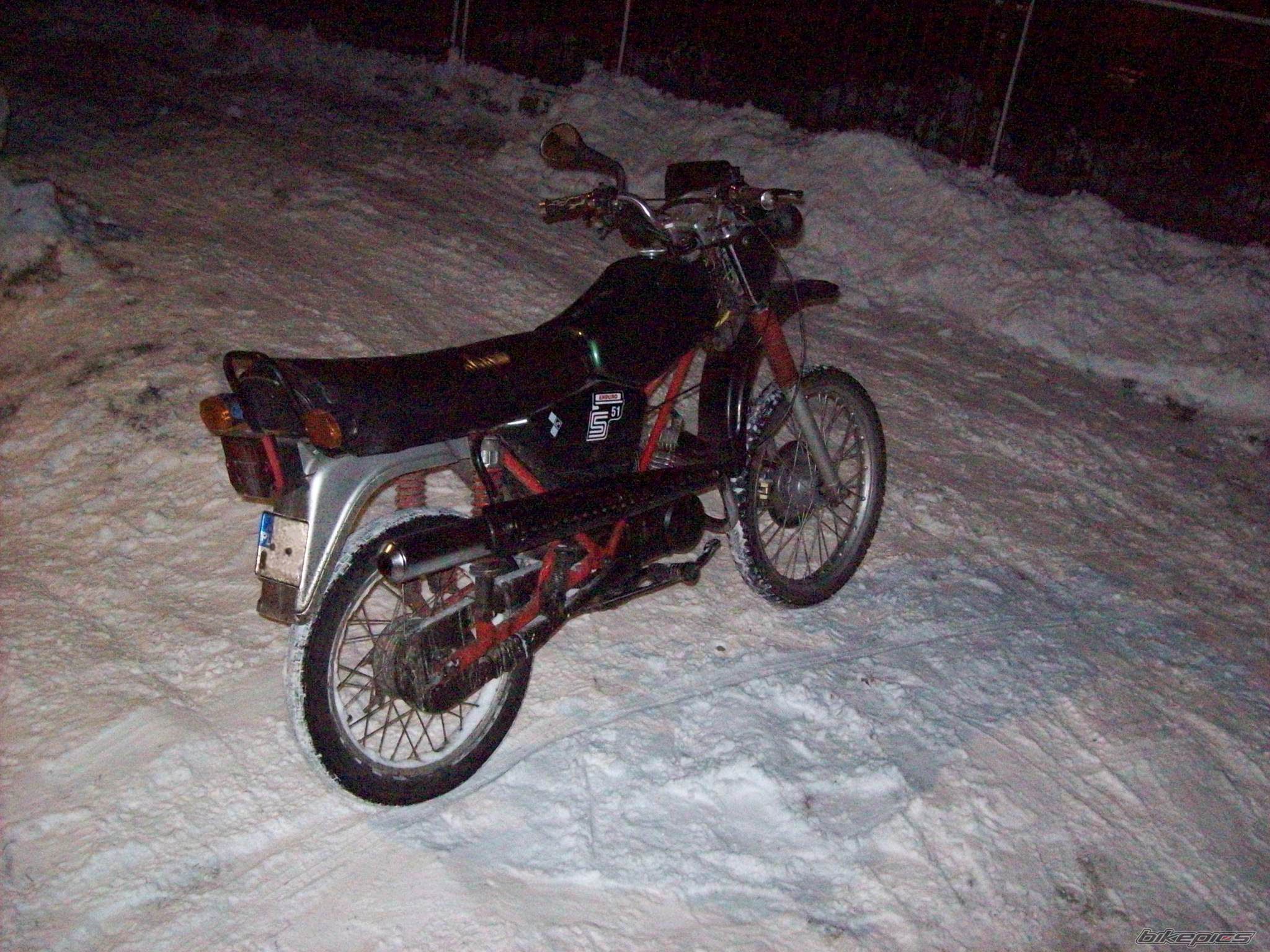 Photo 1541502