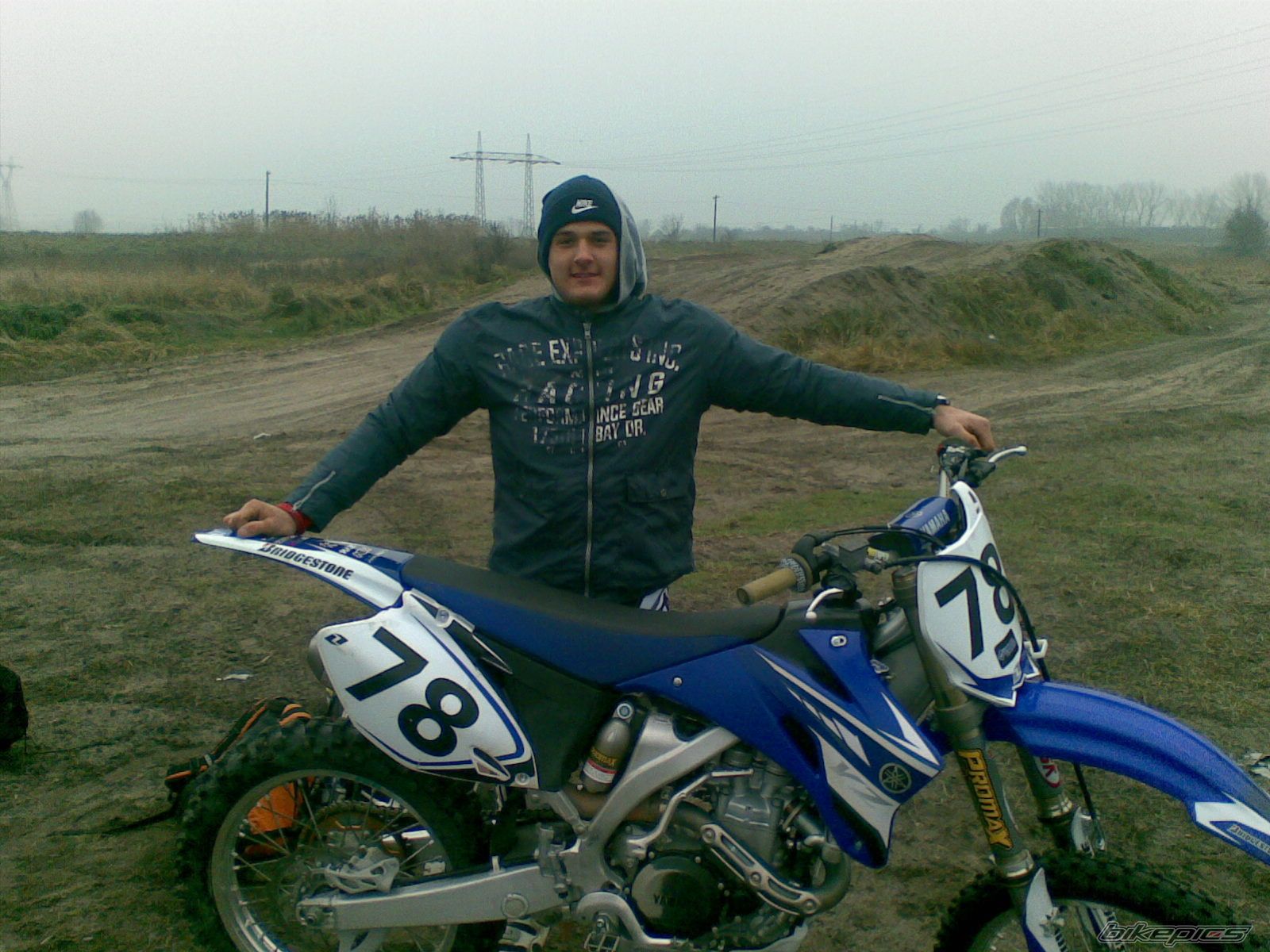 Photo 1541777