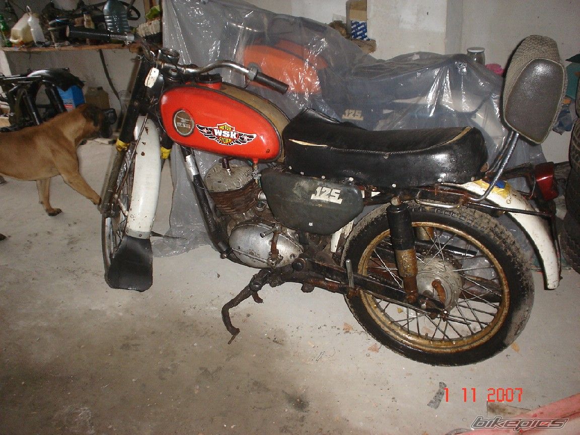 Photo 1541837