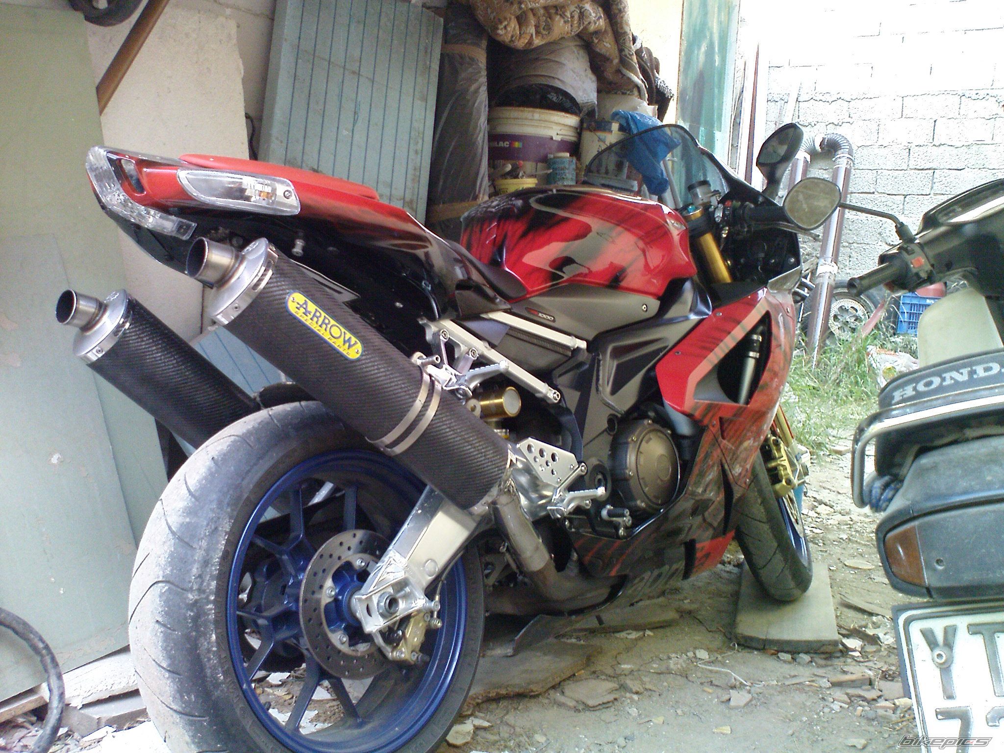 Photo 1542060