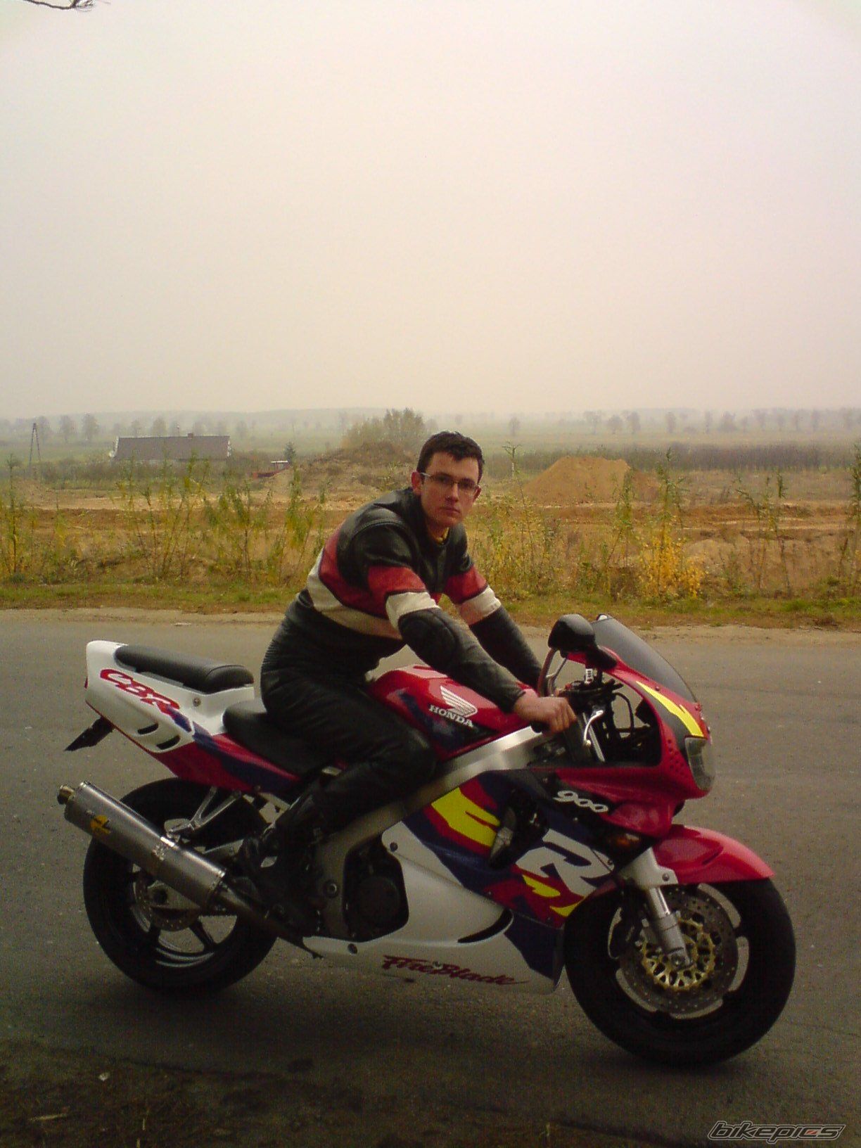 Photo 1542064