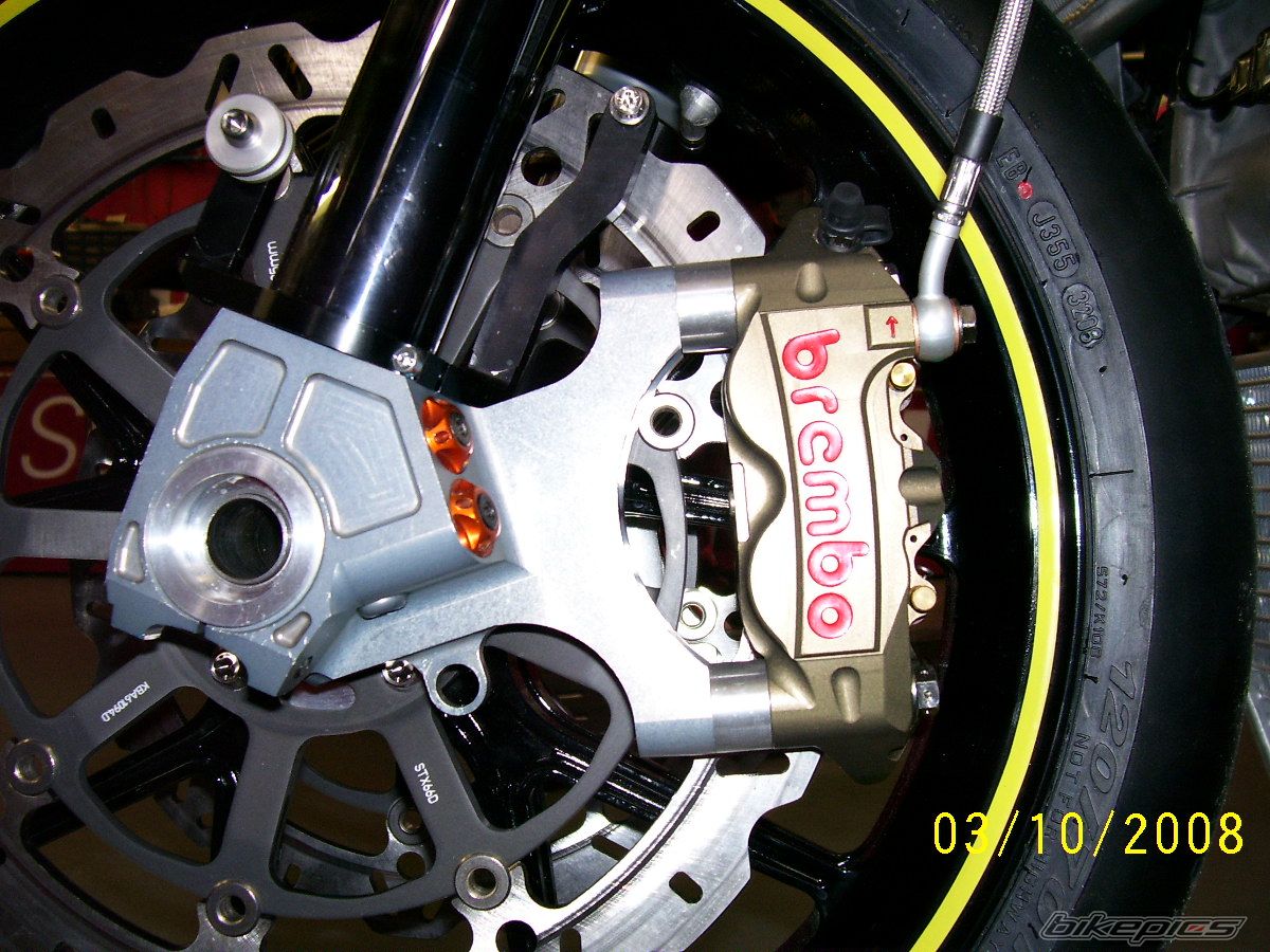 Photo 1542115