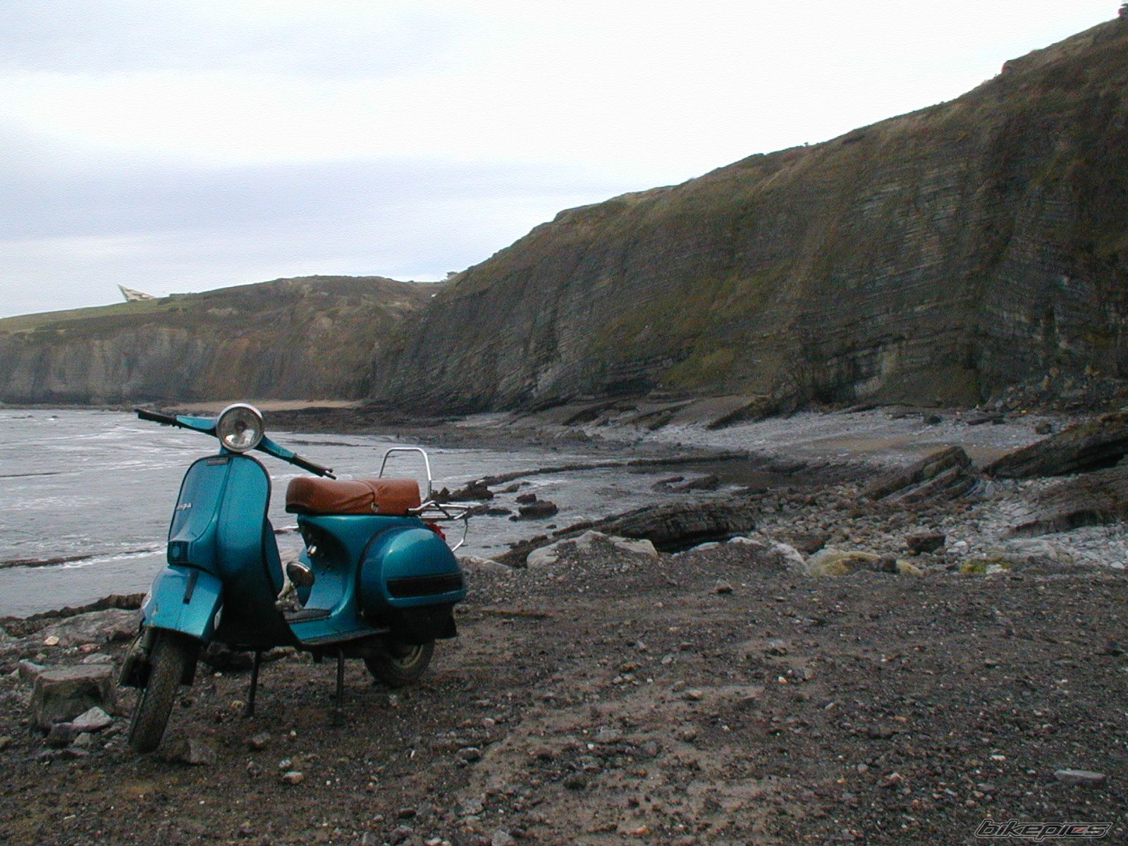 Photo 1542178