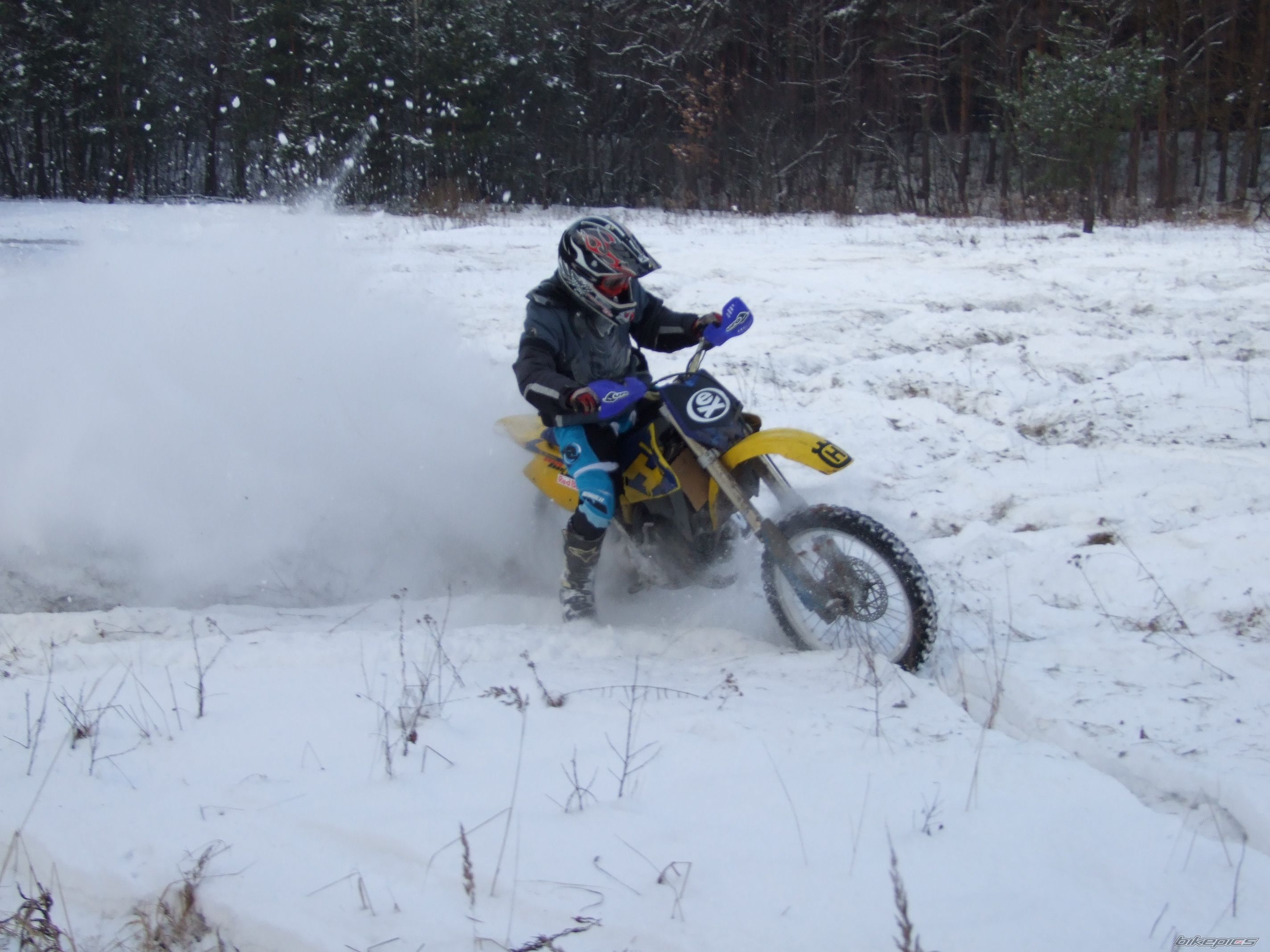 Photo 1542347