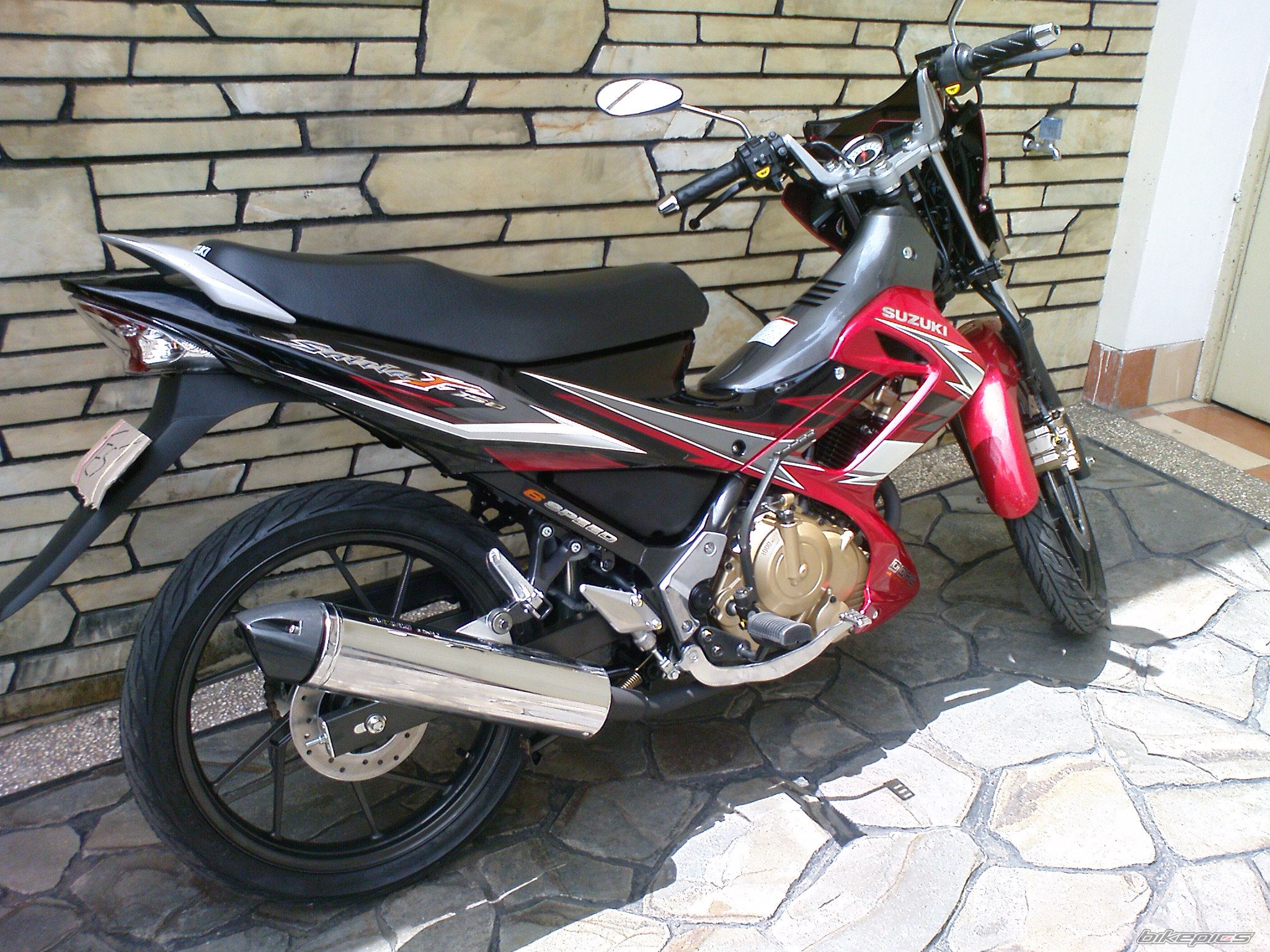 Photo 1542348