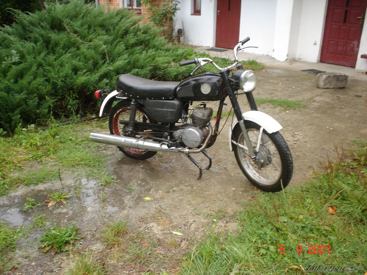 Photo 1542380
