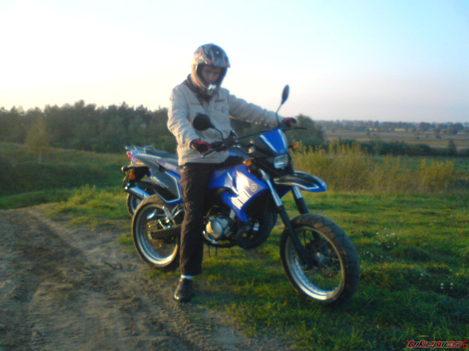 Photo 1542408
