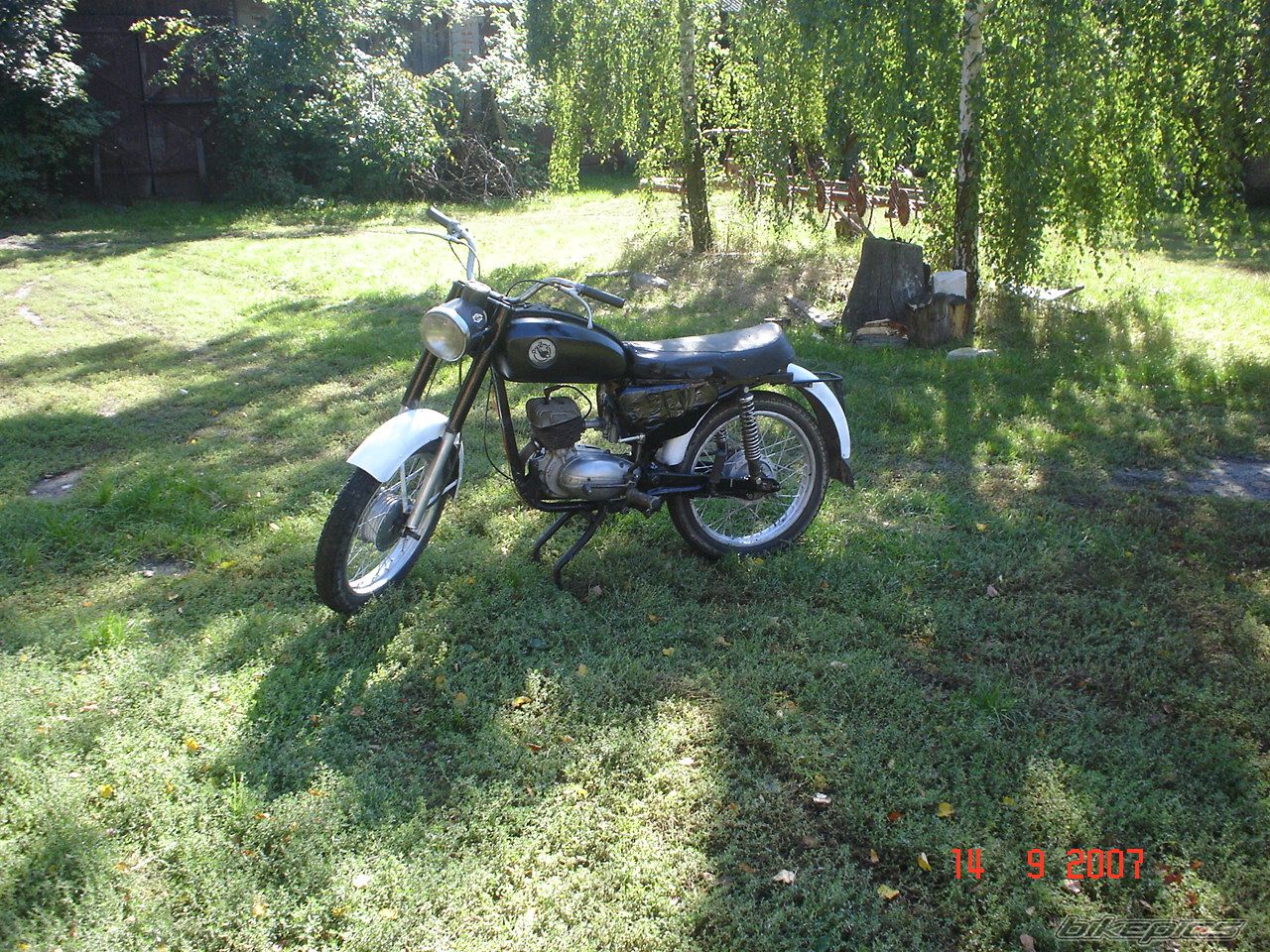 Photo 1542410
