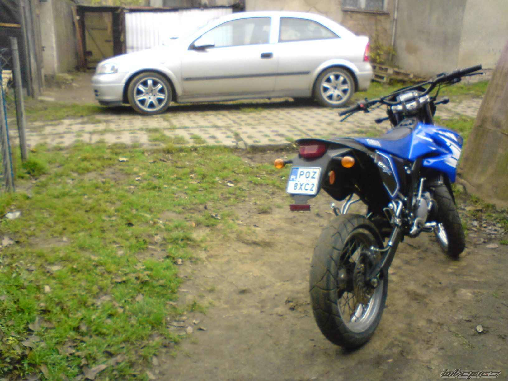 Photo 1542418
