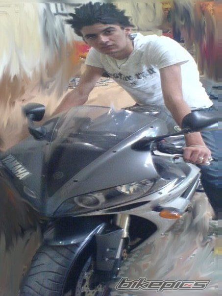 Photo 1542473