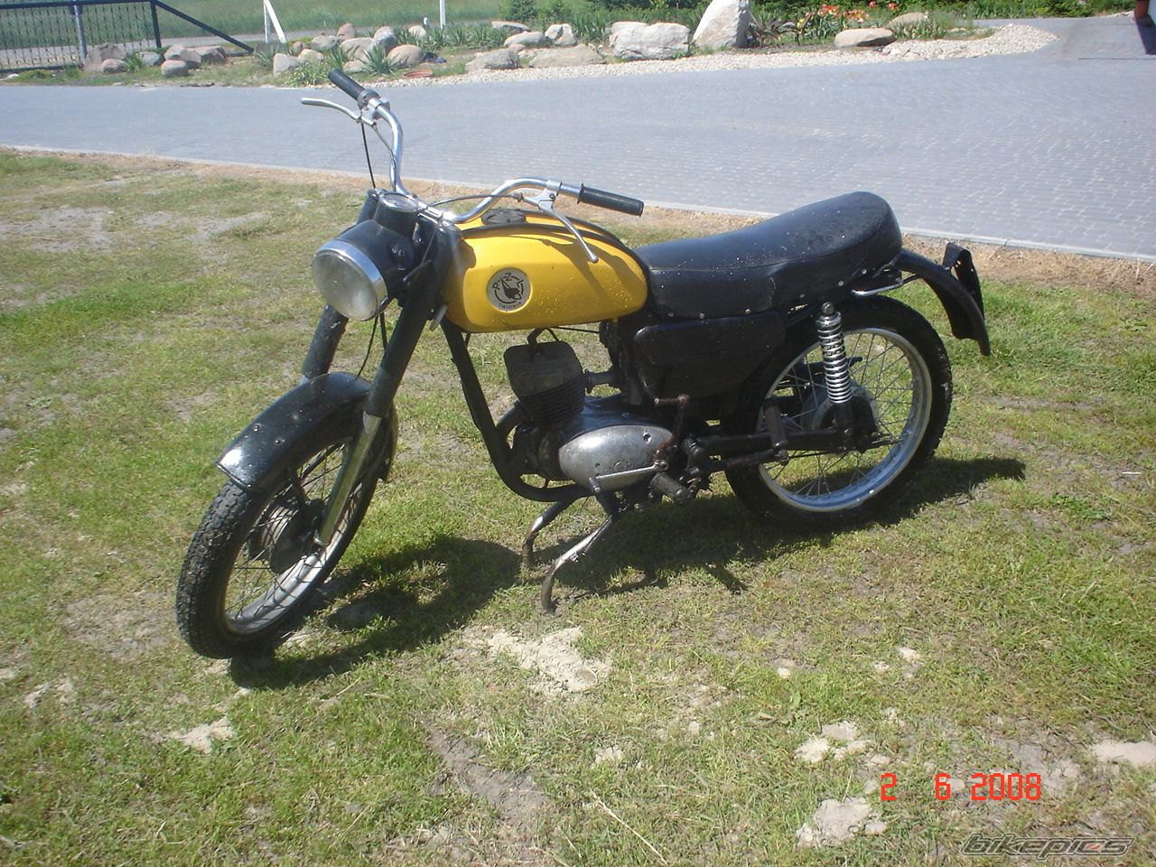 Photo 1542483