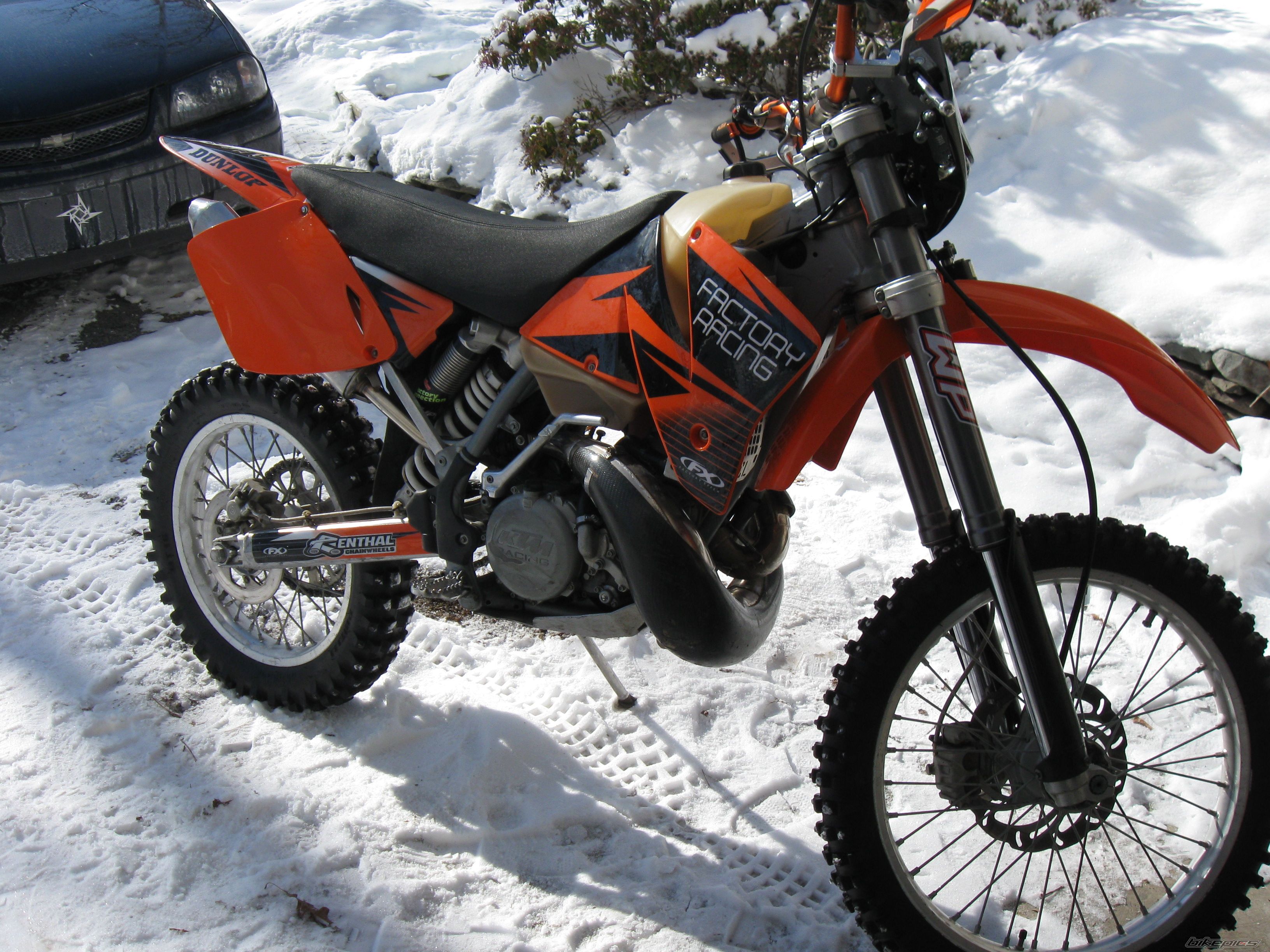 Photo 1542676