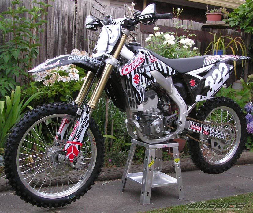 Photo 1542772