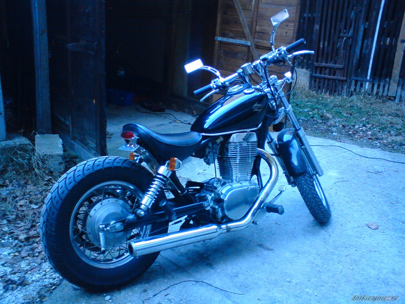 Photo 1542861
