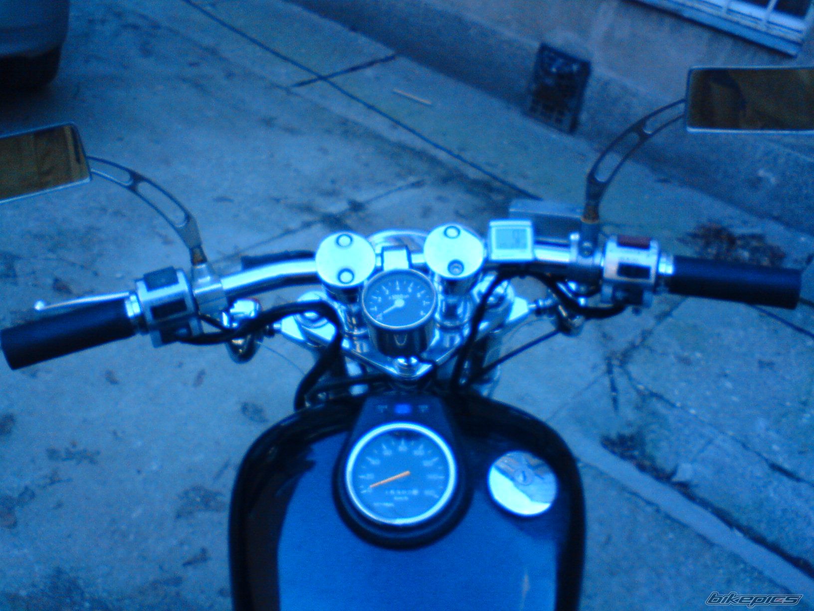 Photo 1542865