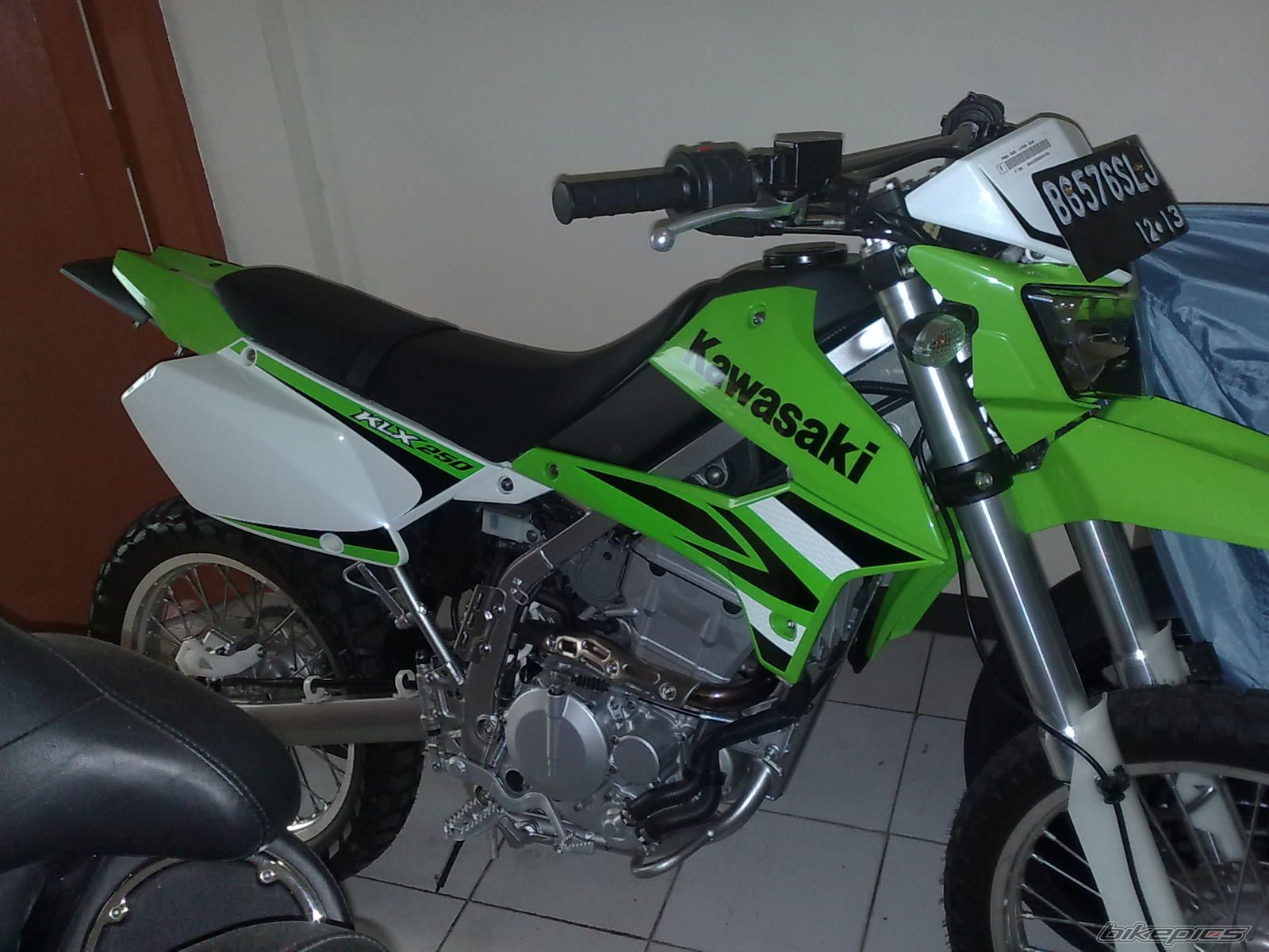 Photo 1542908