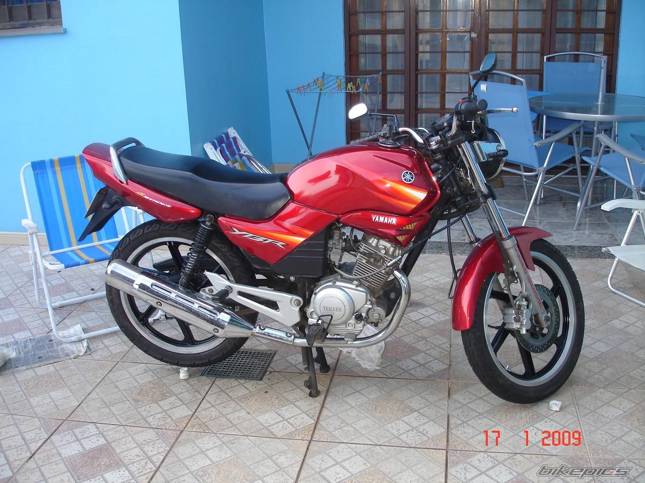 Photo 1542910