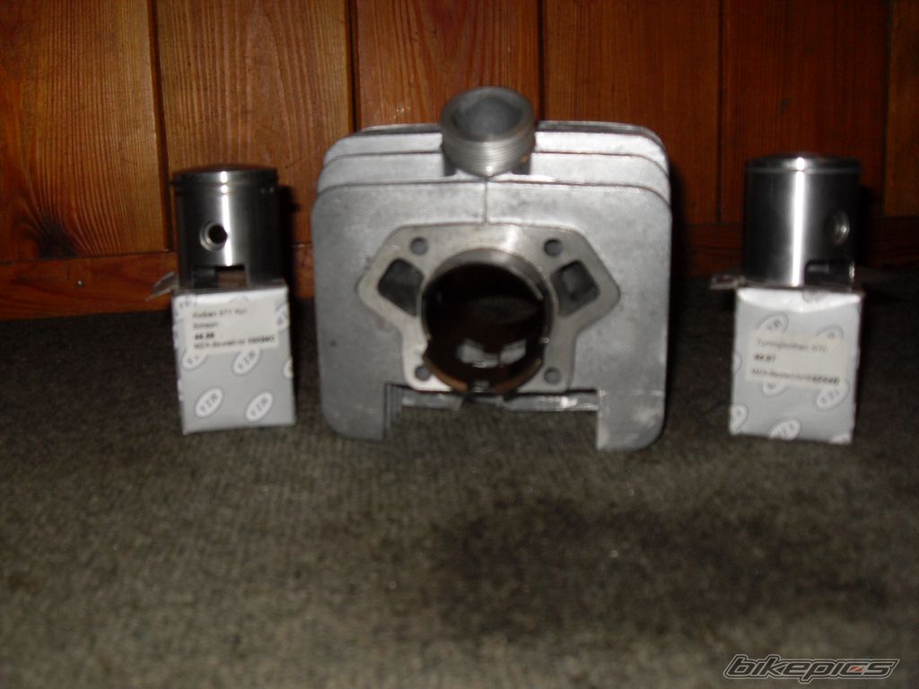 Photo 1542955