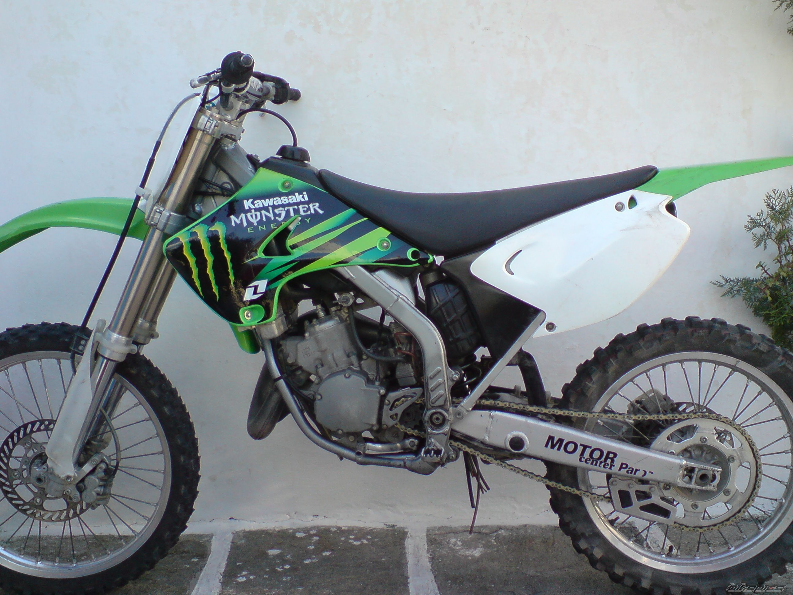 Photo 1543073