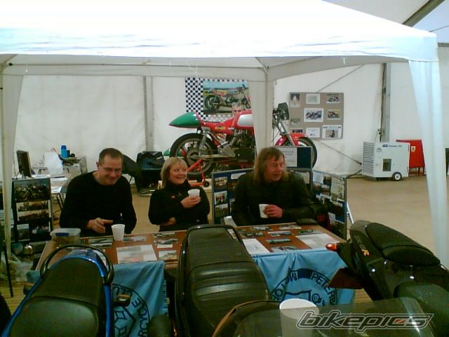 Photo 1543252