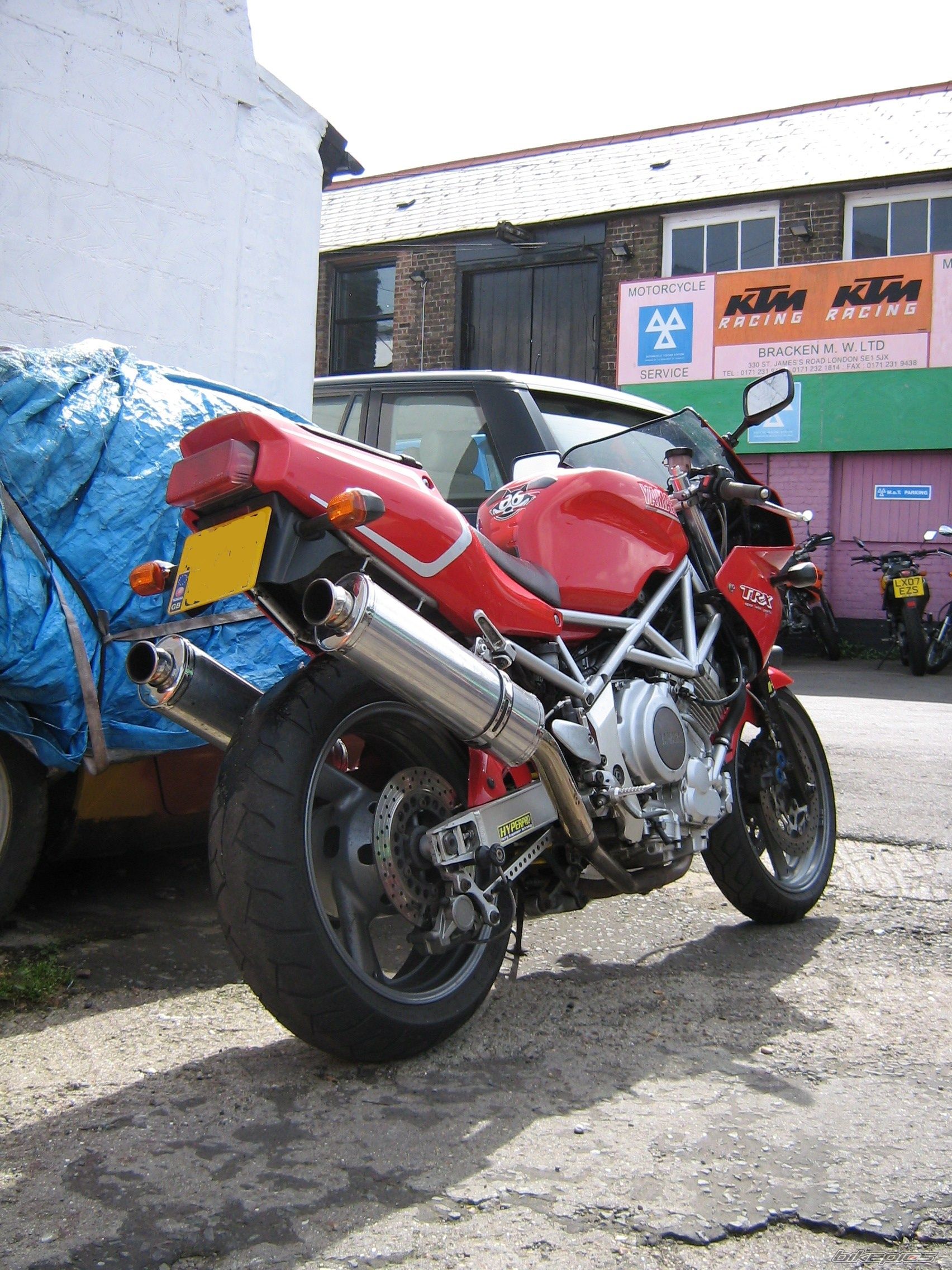 Photo 1543260