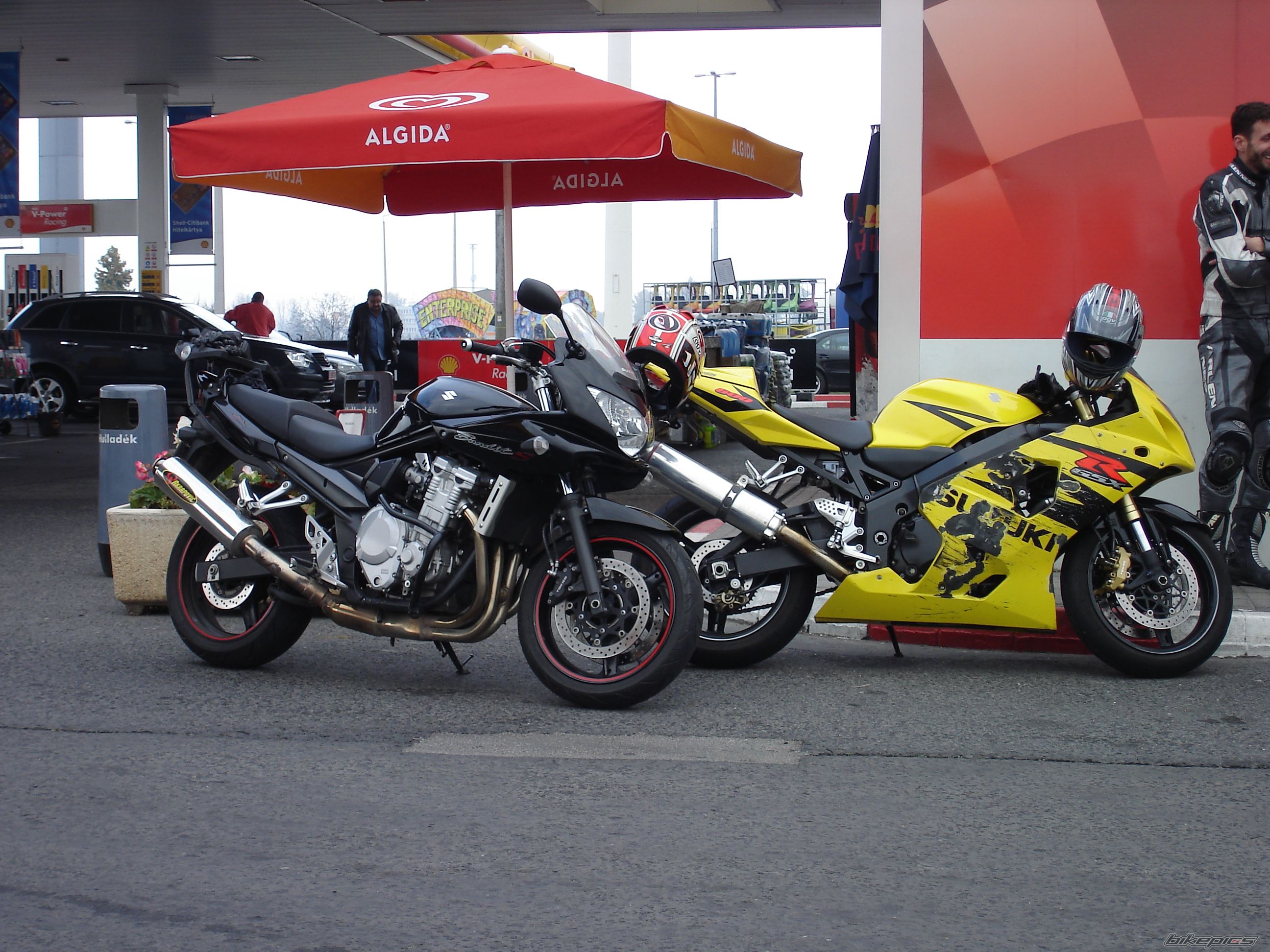 Photo 1543292