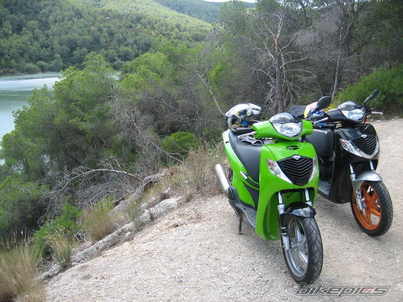 Photo 1543572