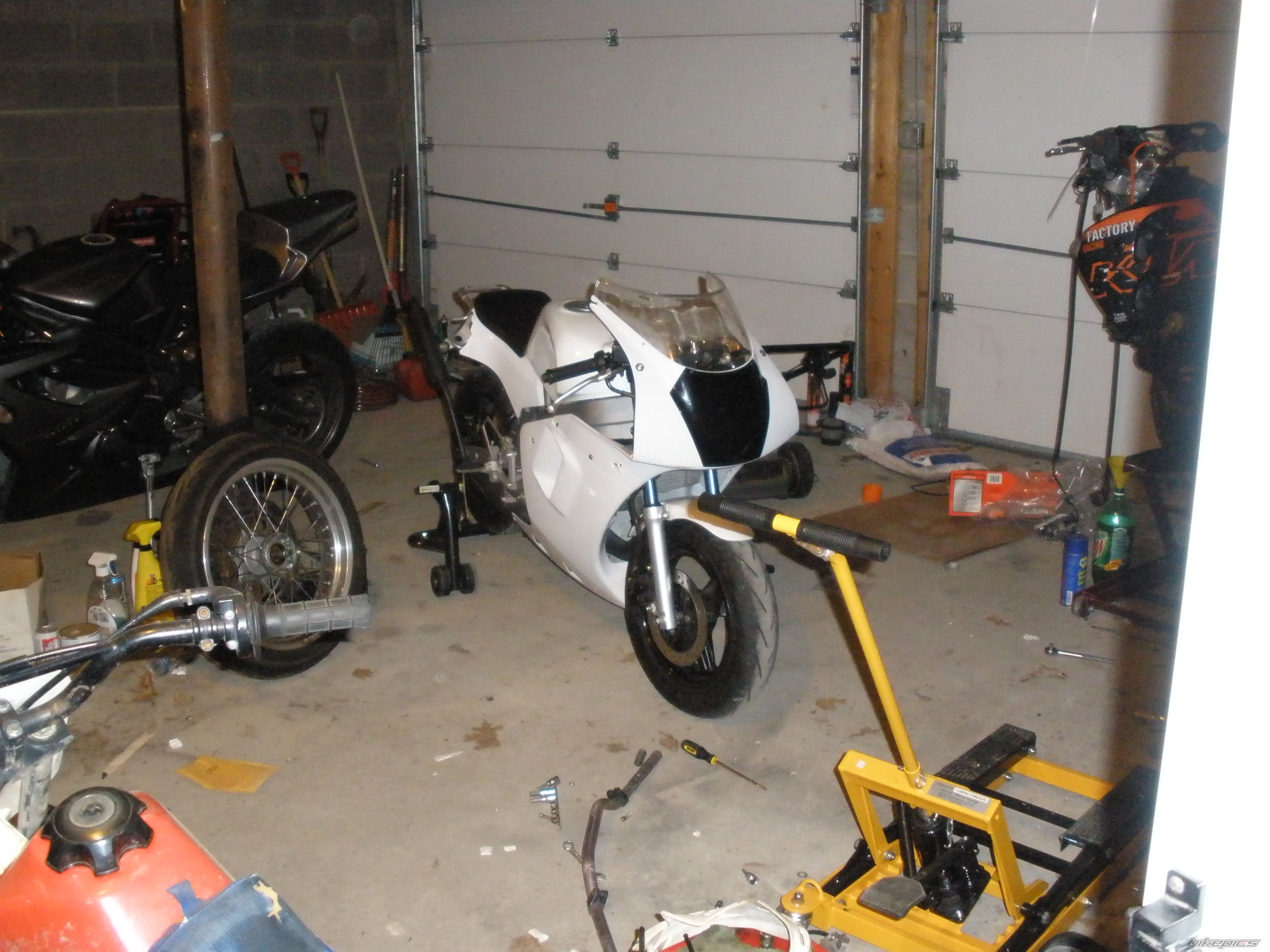 Photo 1543609