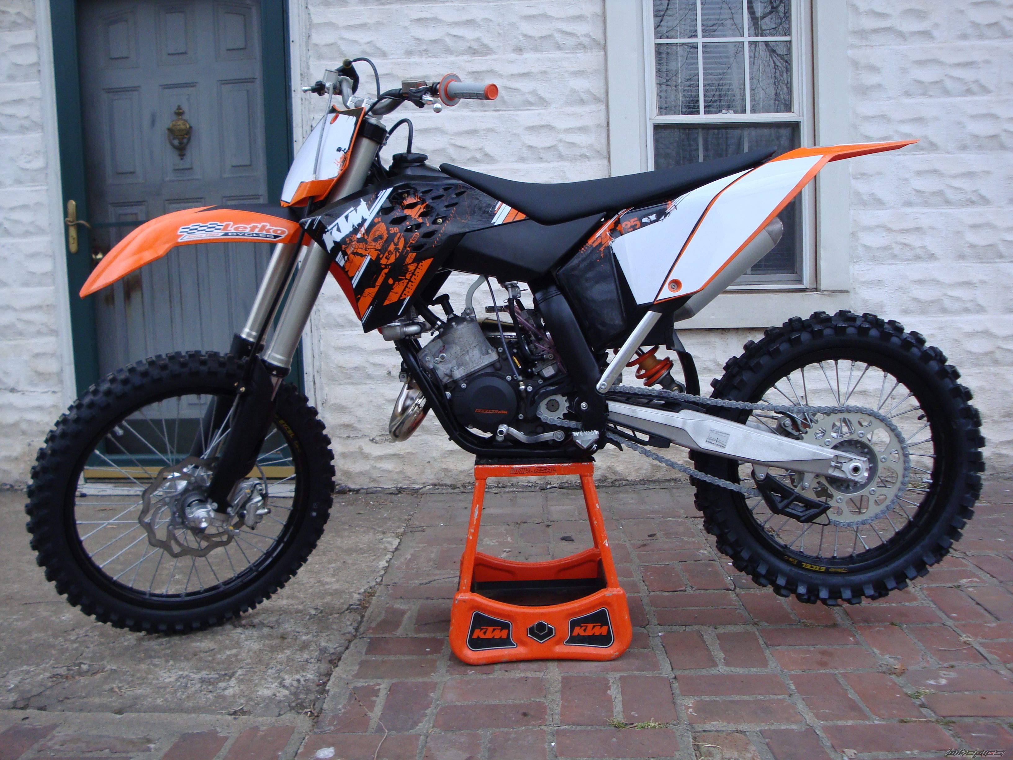 Bike Photo 1543759