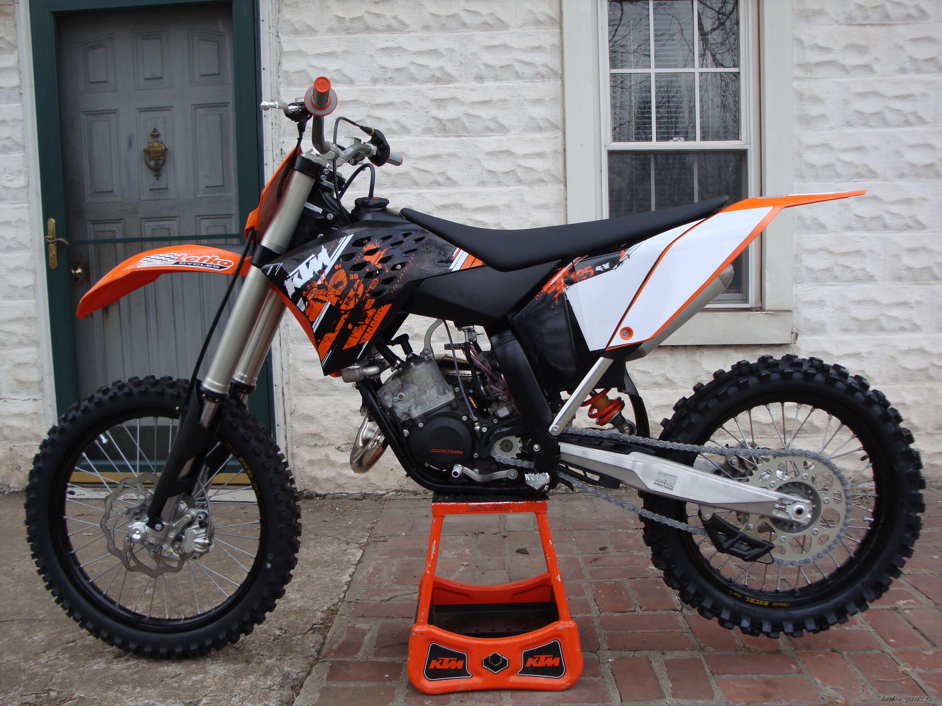 Bike Photo 1543761