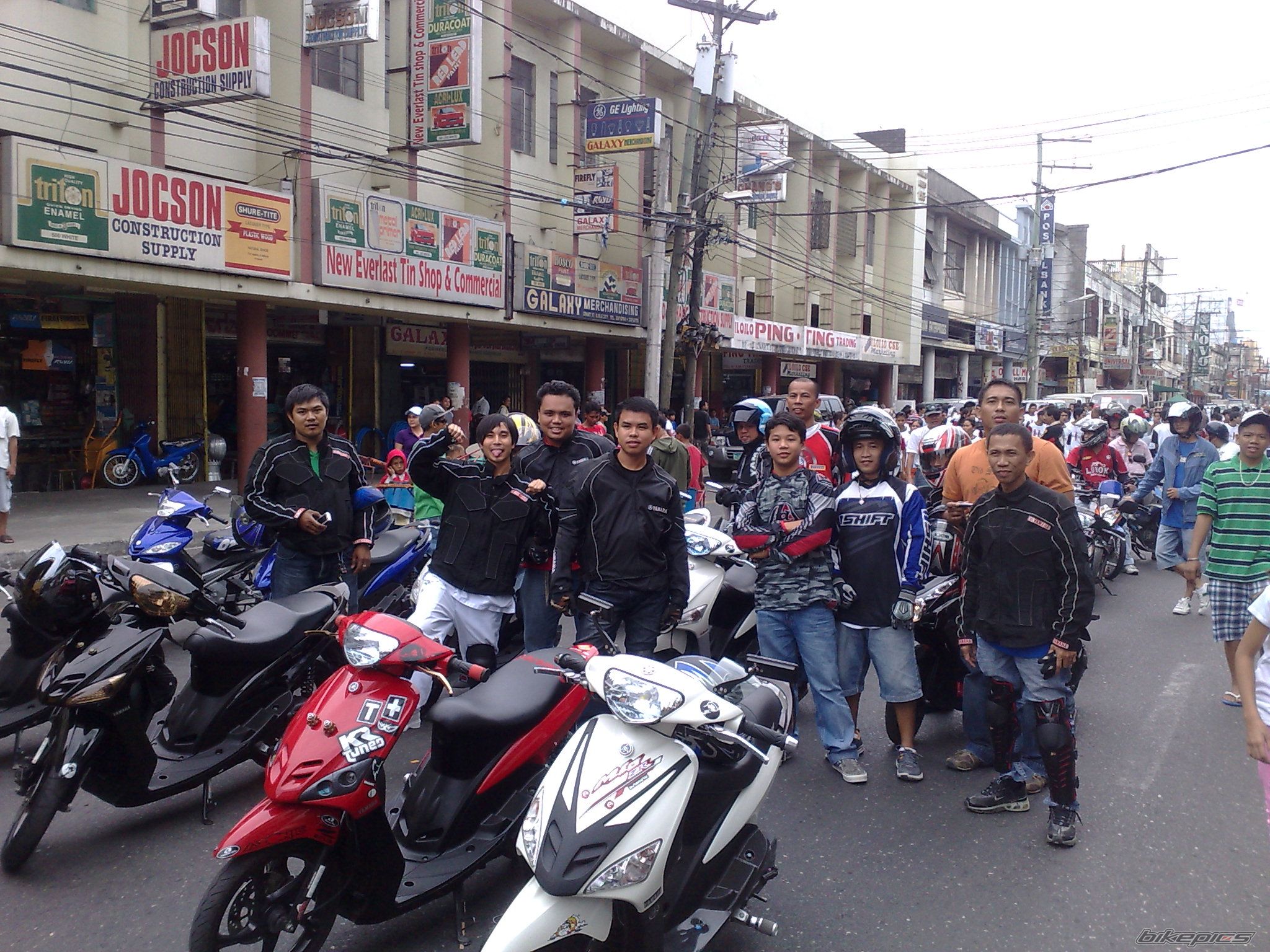 Photo 1543876