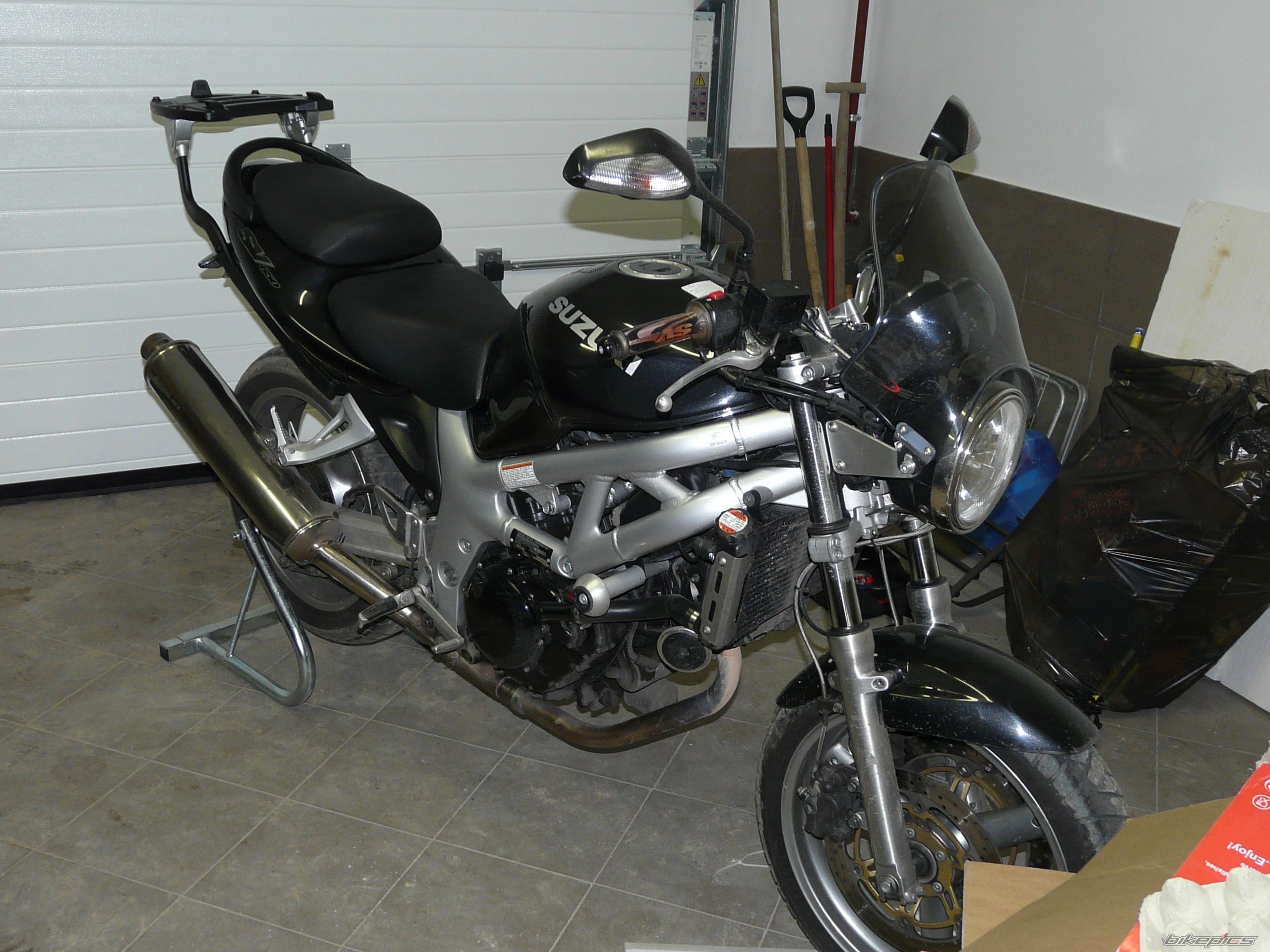 Photo 1543903