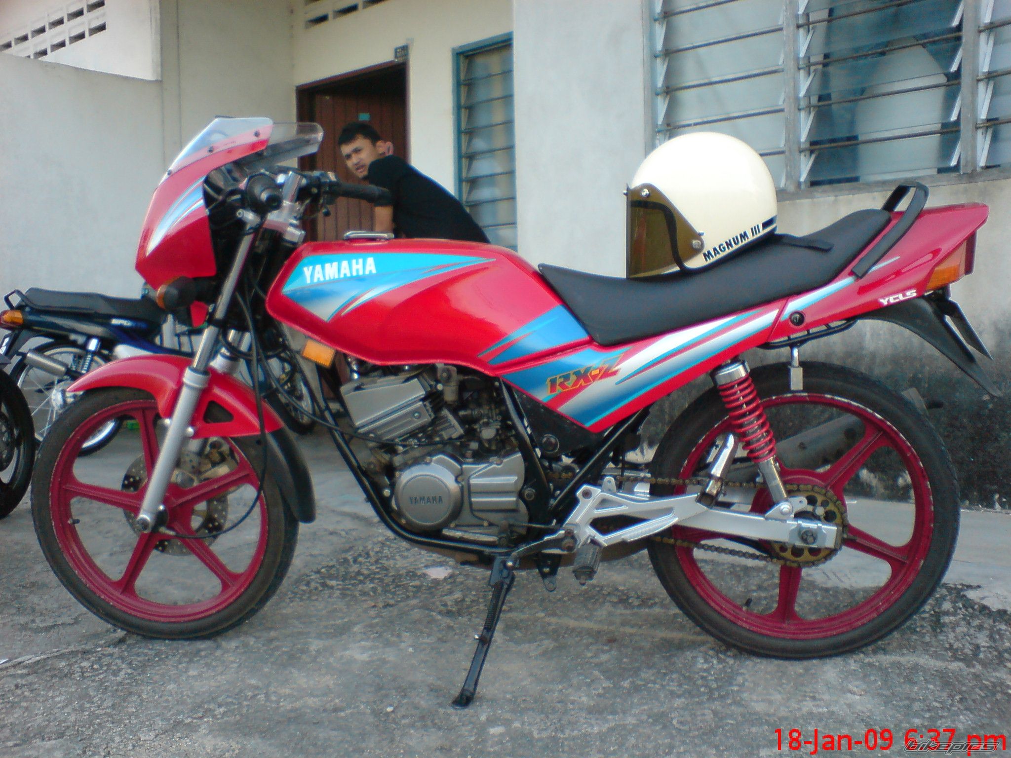 Photo 1543947