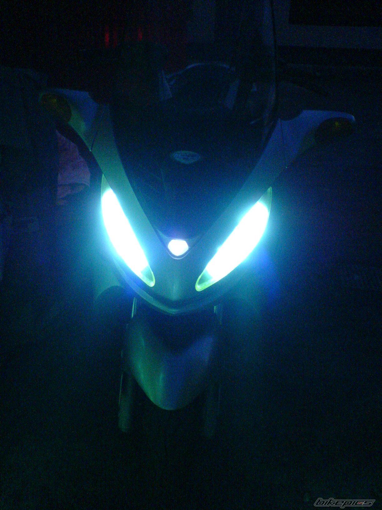 Photo 1543965