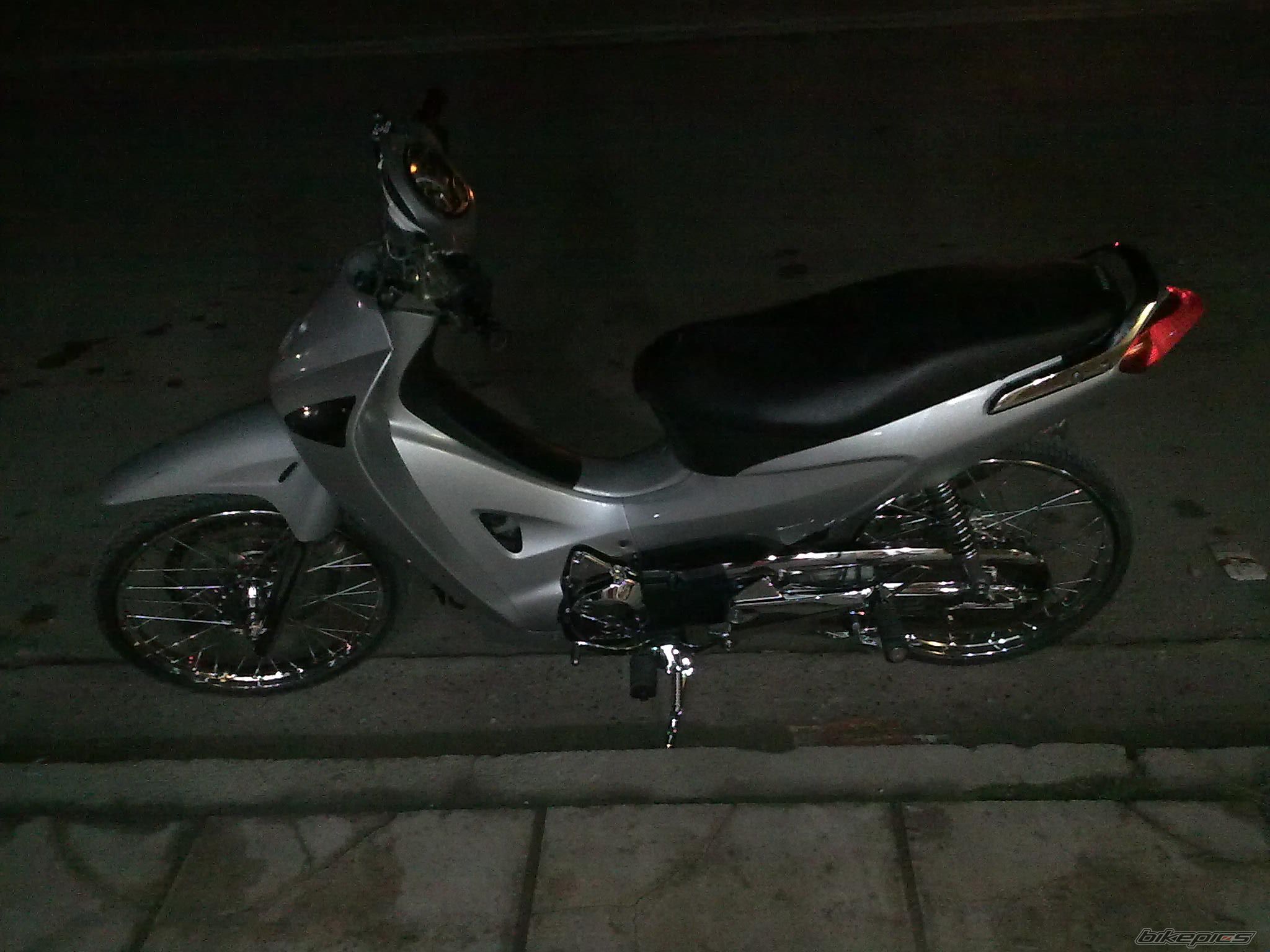 Photo 1543979