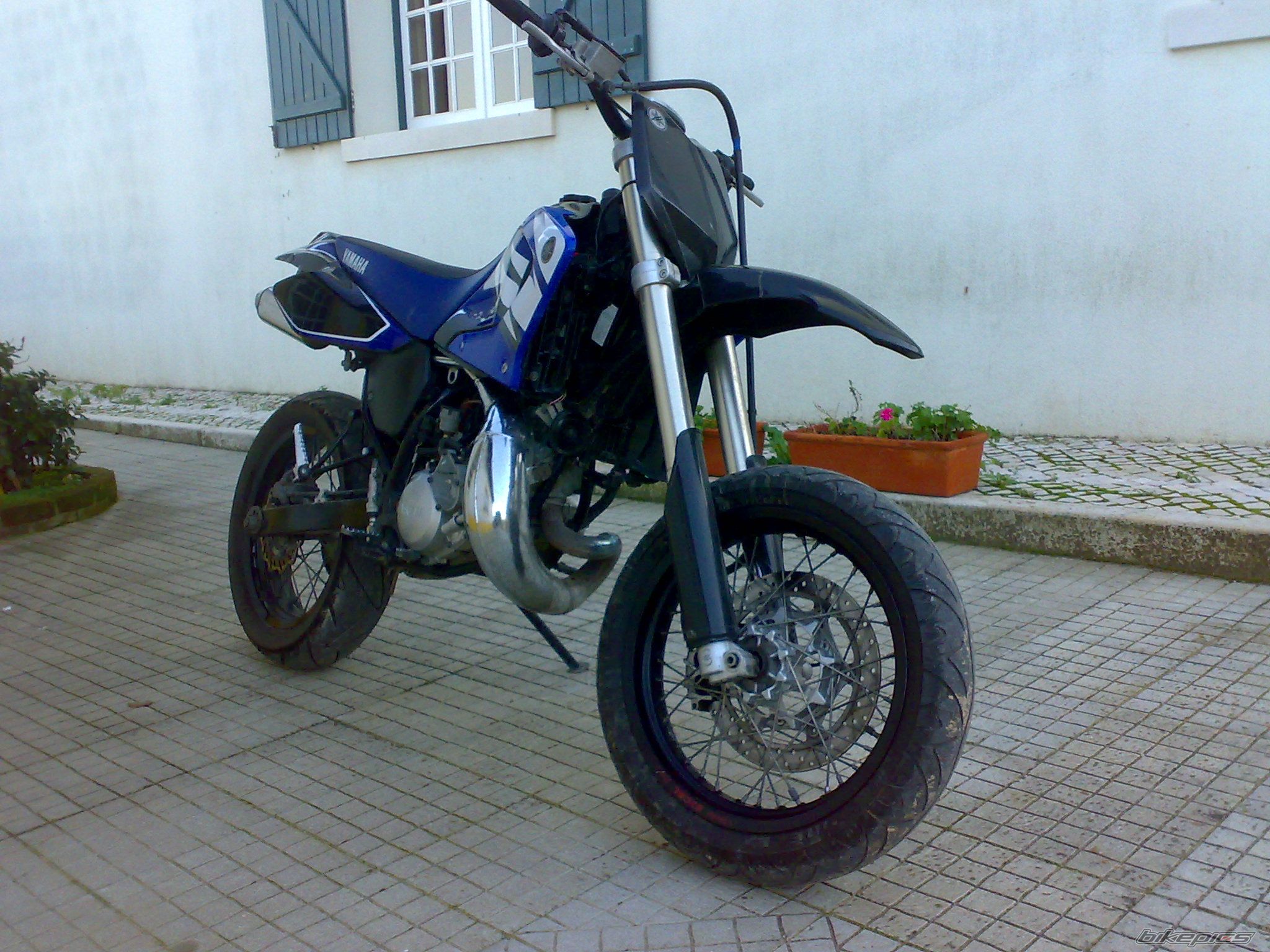 Photo 1544002