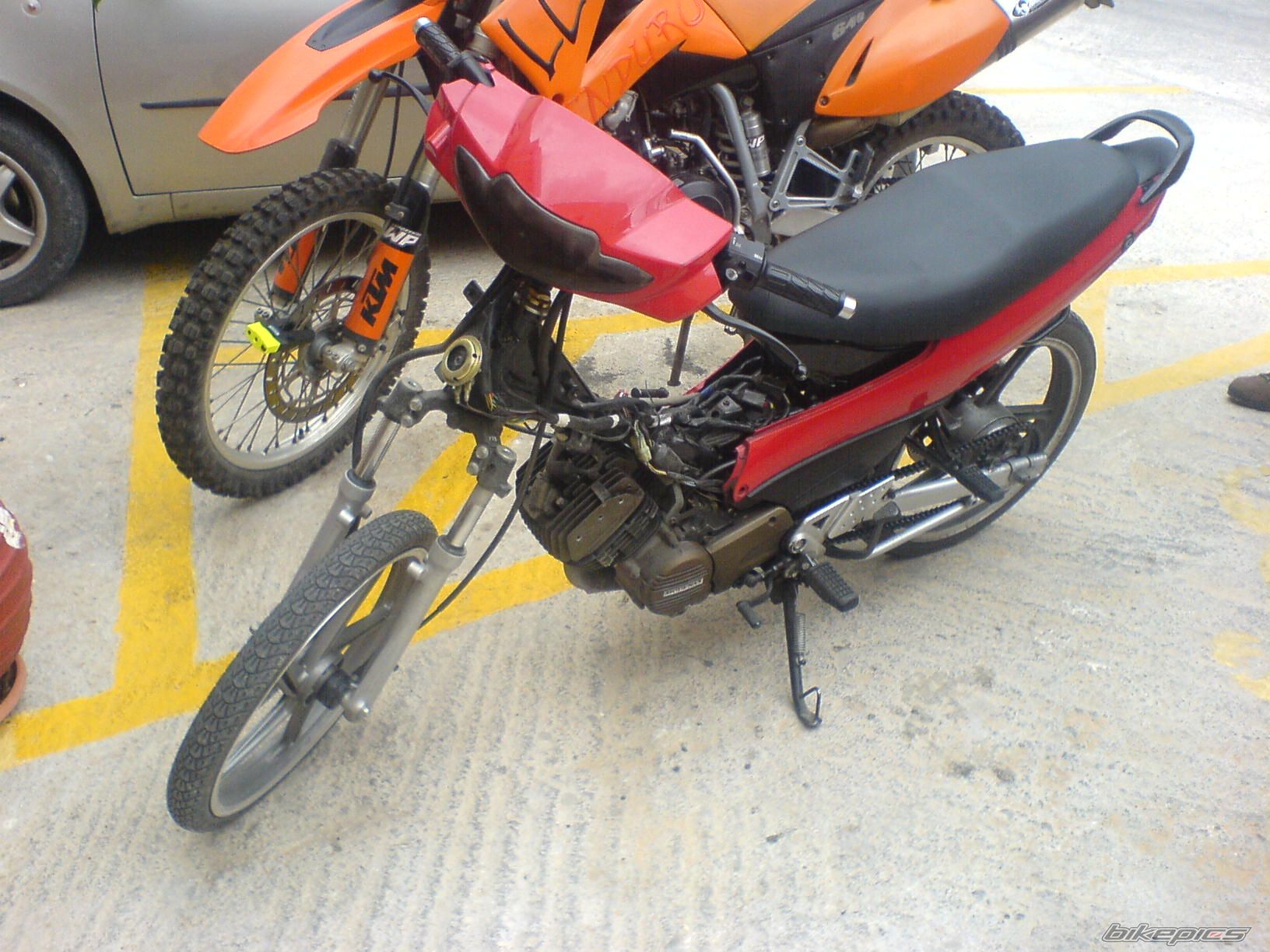 Photo 1544236