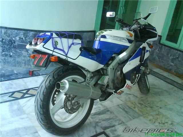 Photo 1544271