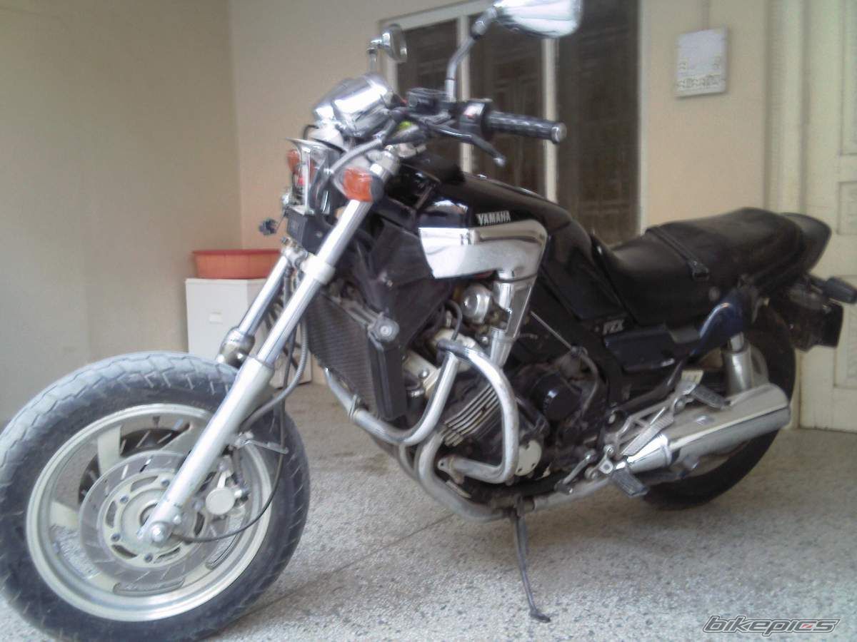 Photo 1544299
