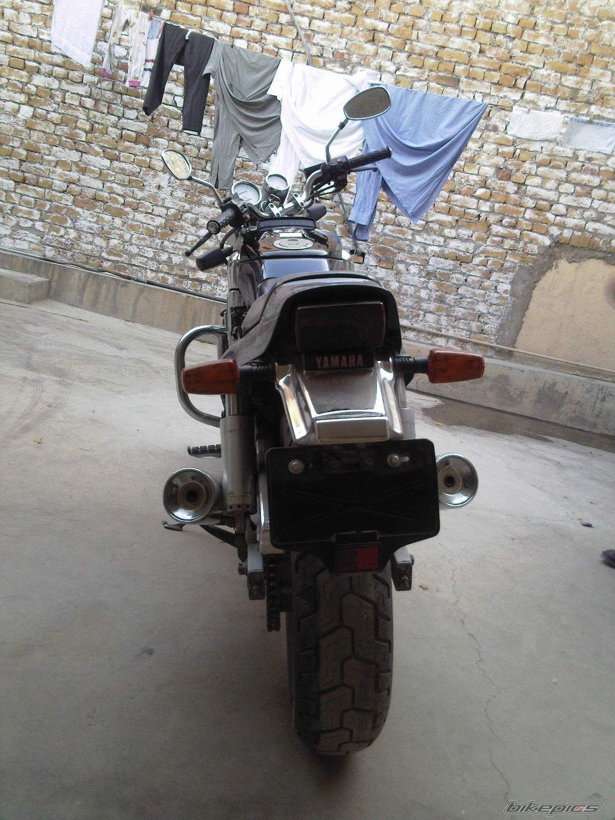 Photo 1544300
