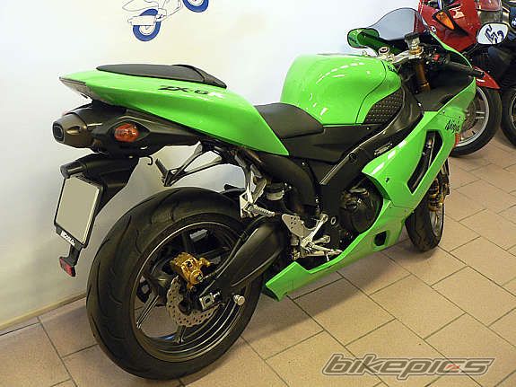 Photo 1544316