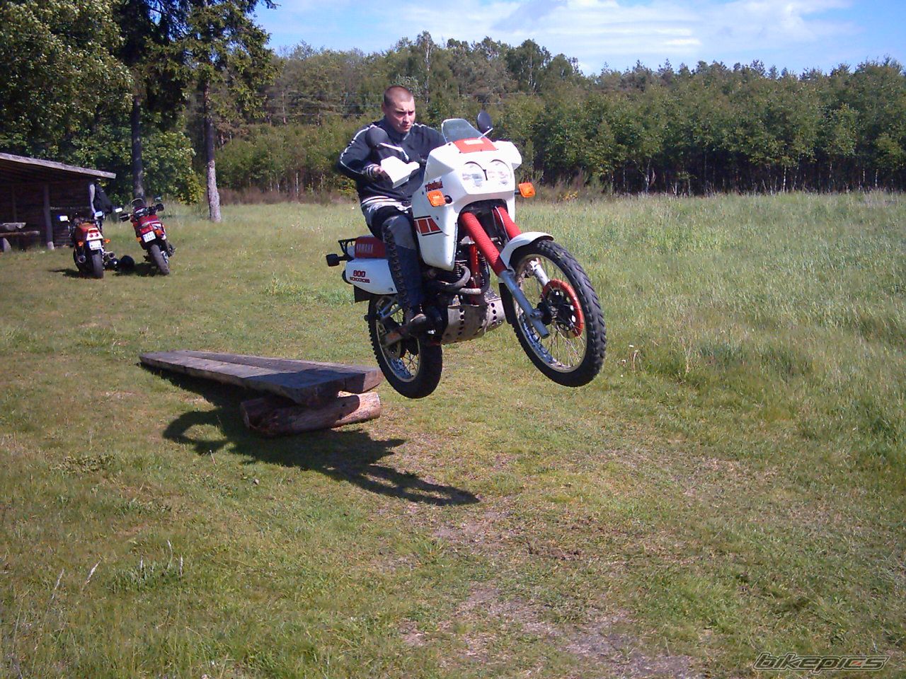 Photo 1544349