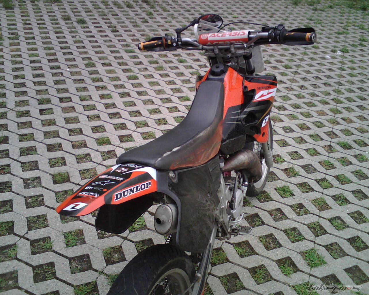 Bike Photo 1544351