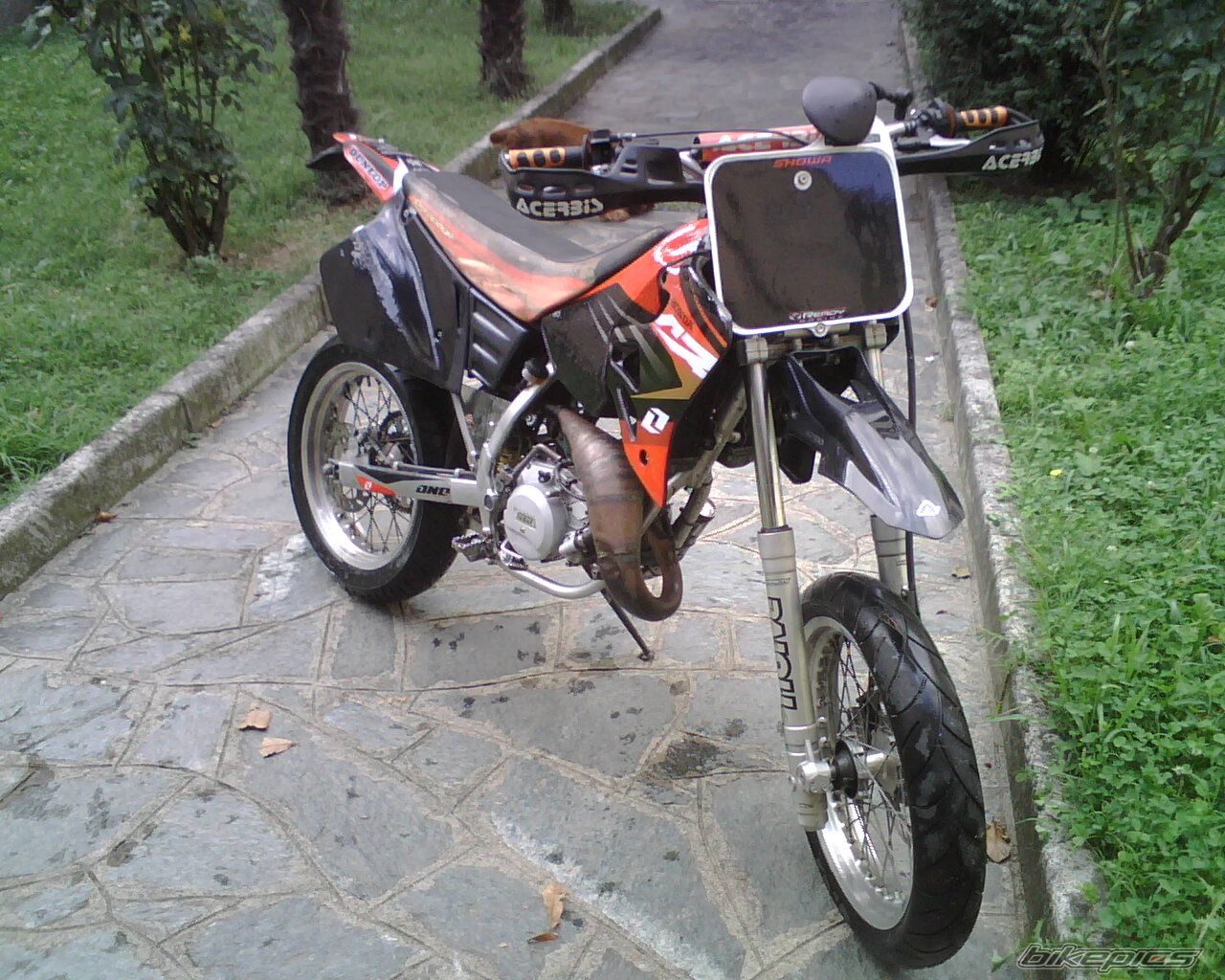 Bike Photo 1544353