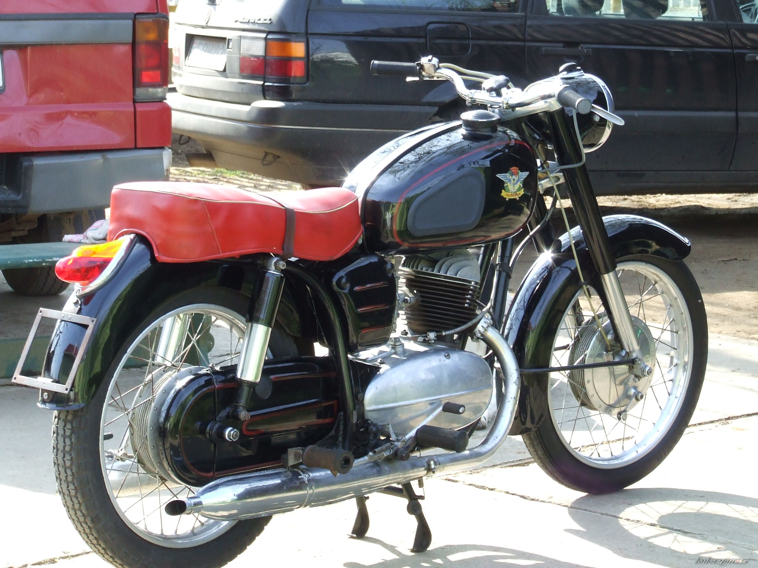 Bike Photo 1544360