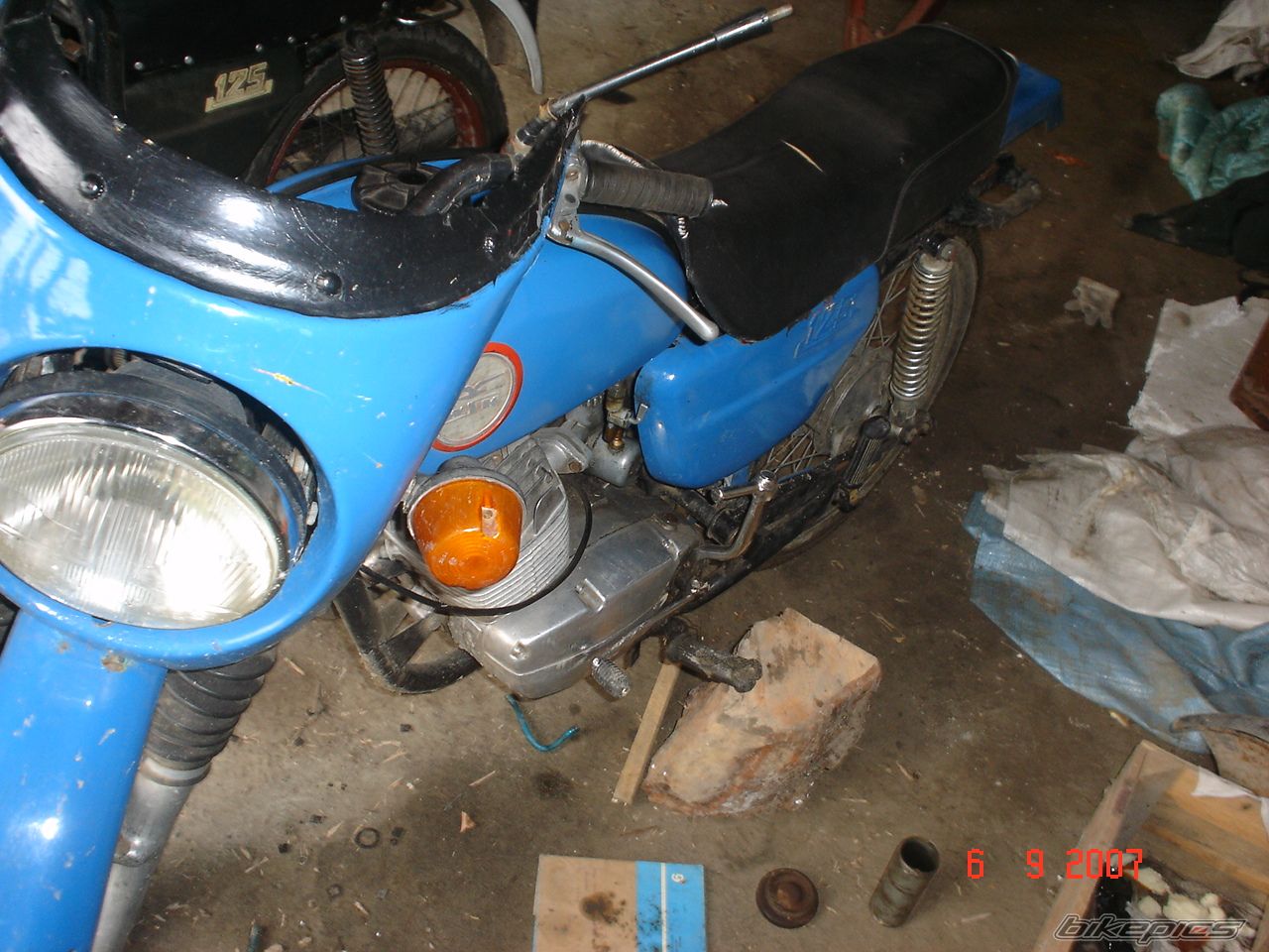 Photo 1544516
