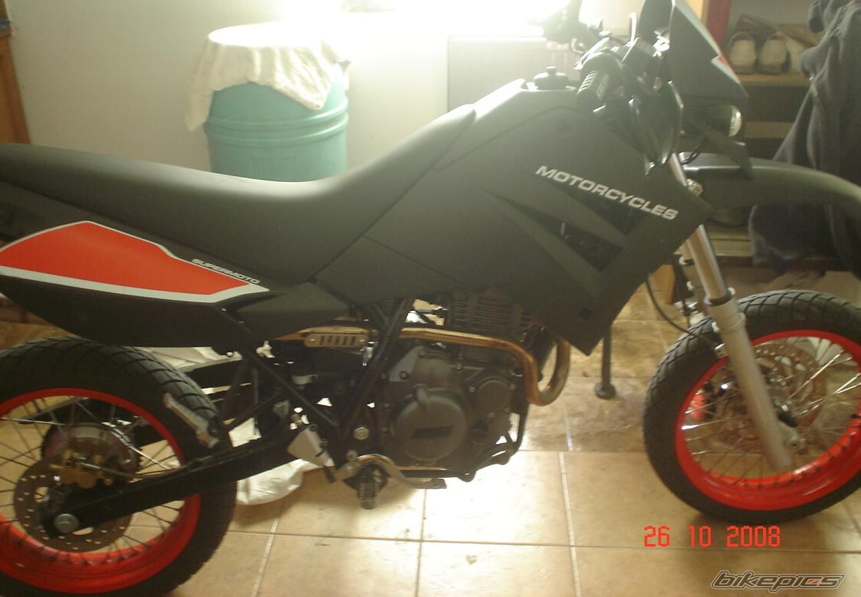 Photo 1544543