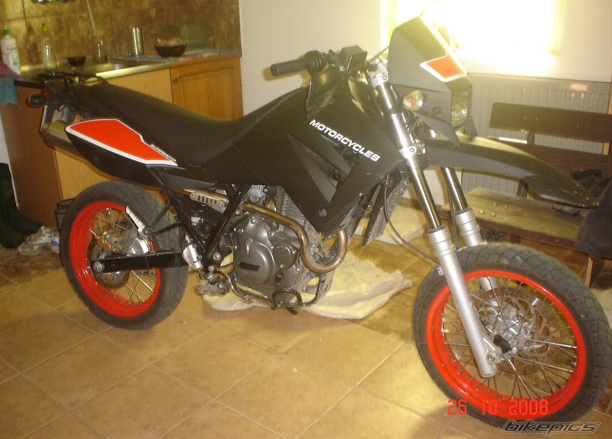 Photo 1544545